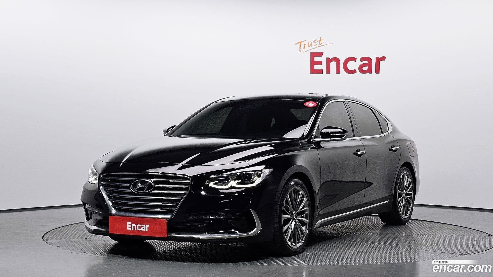 Main__Slider__Photo:Grandeur Hyundai 2017.1-0
