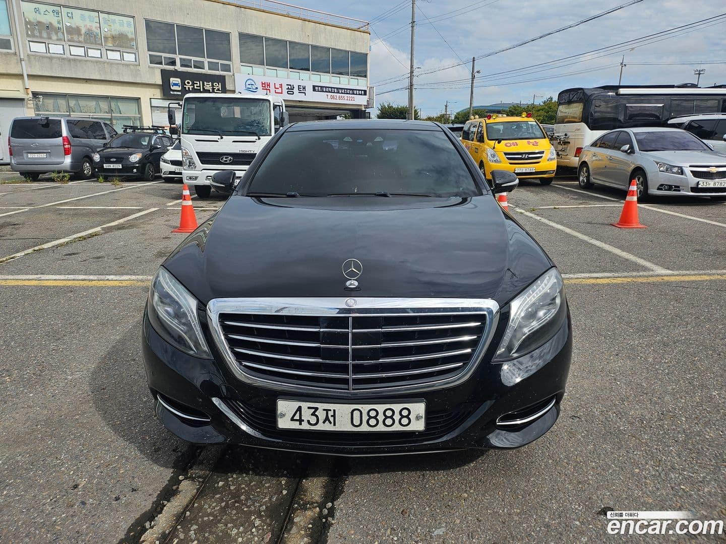 Main__Slider__Photo:S-Class Mercedes-Benz 2016.6-0