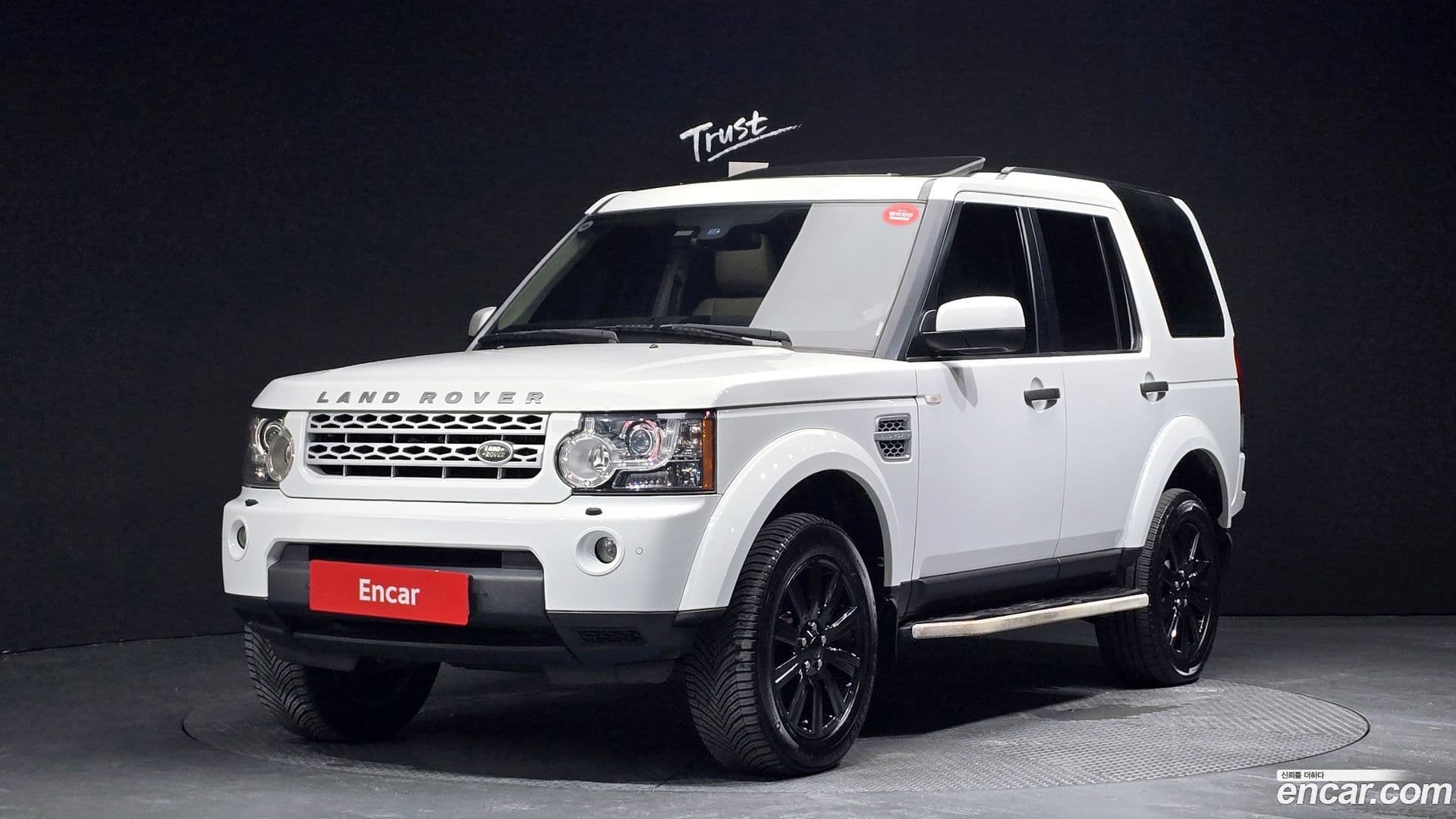 Main__Slider__Photo:Discovery Land Rover 2013.10-0