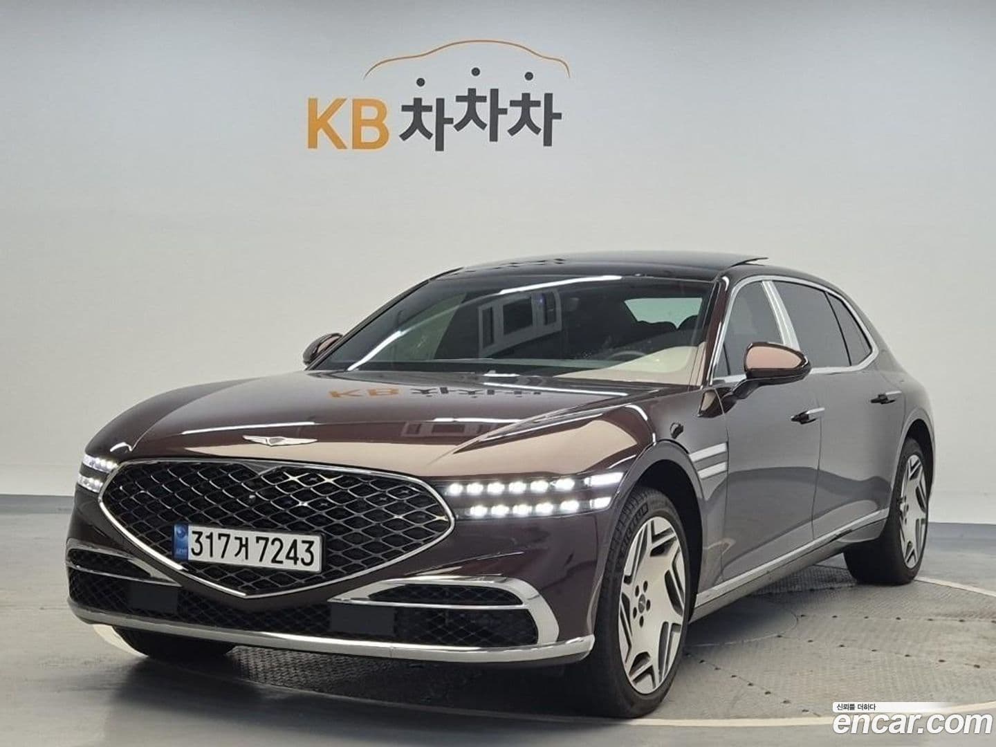 Main__Slider__Photo:G90 Genesis 2022.3-0