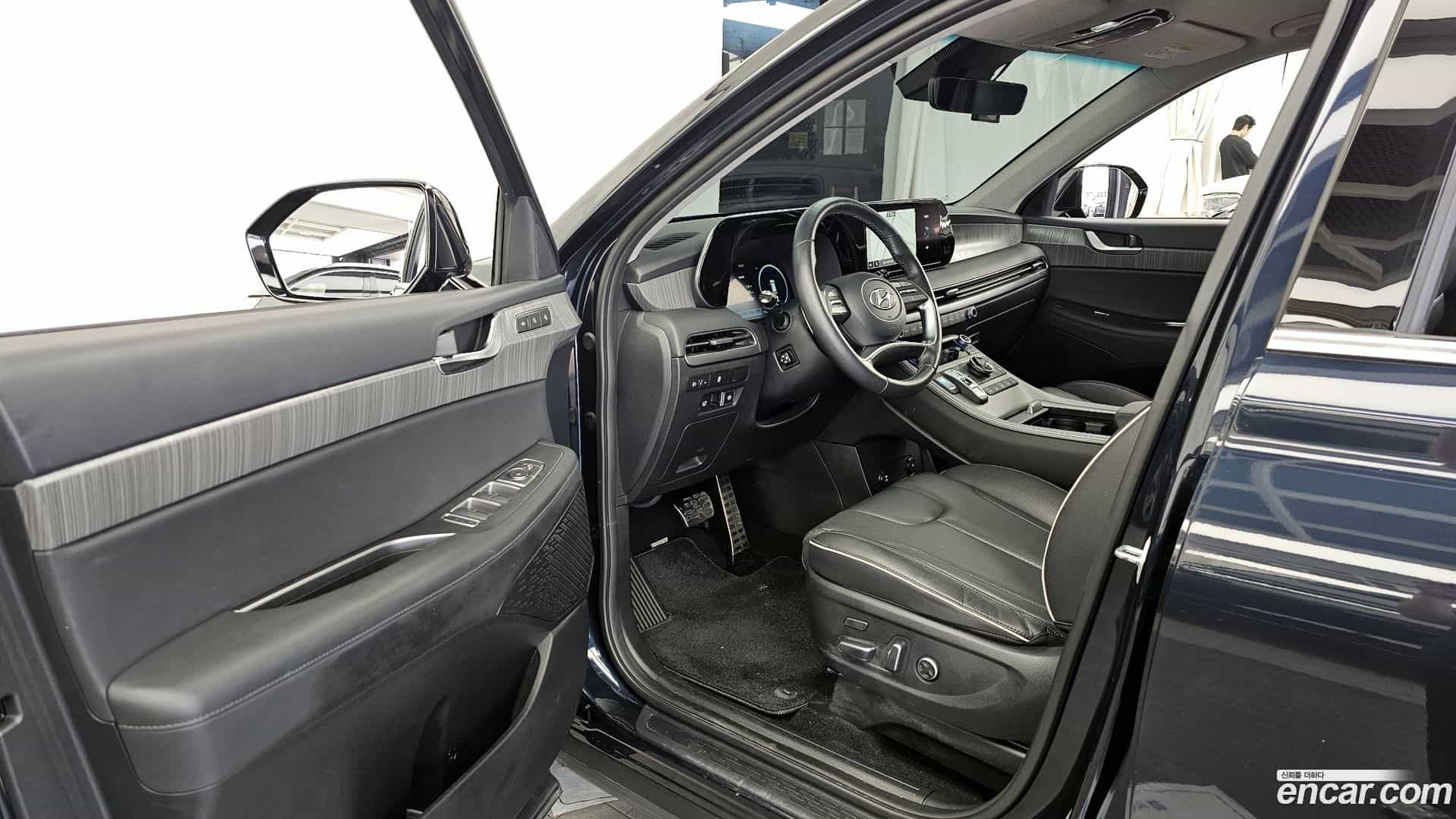 Palisade Hyundai 2023.0-INNER-010