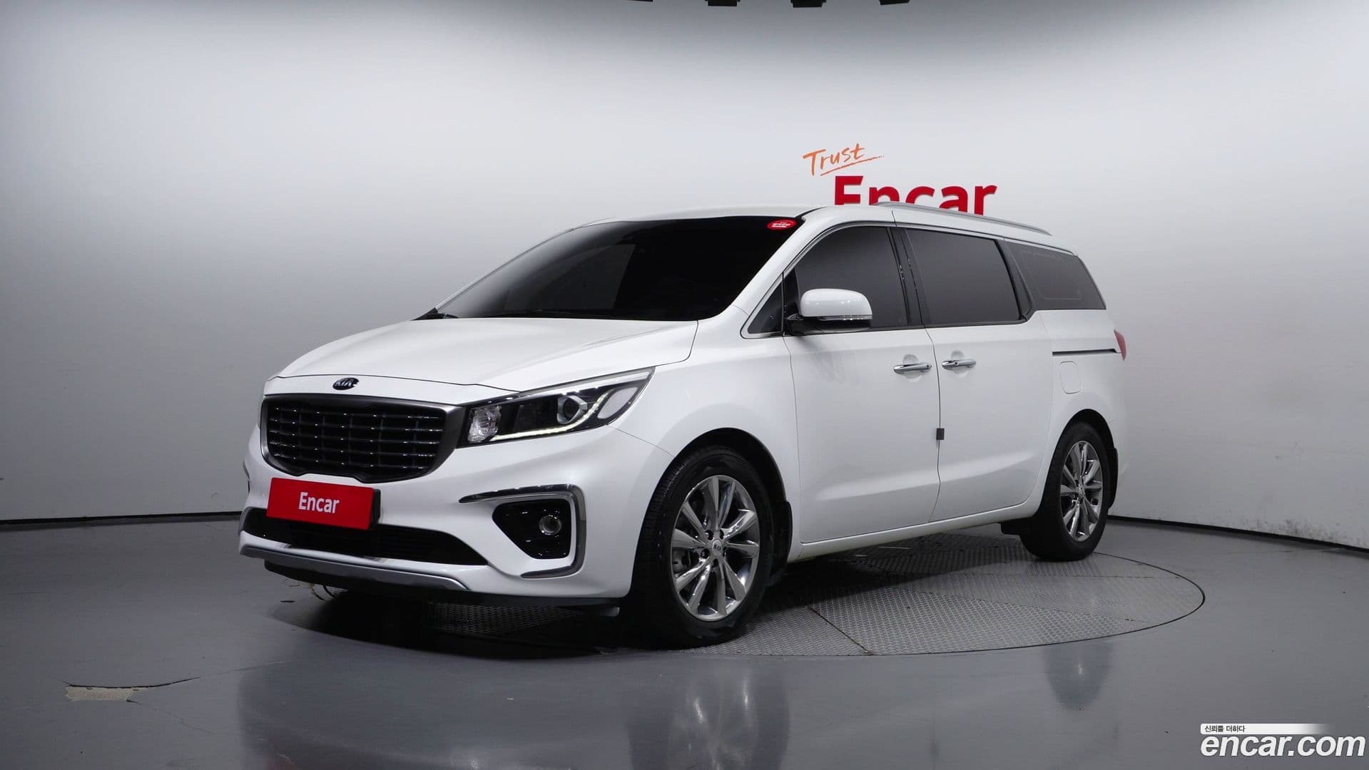 Main__Slider__Photo:Canival Kia 2020.2-0