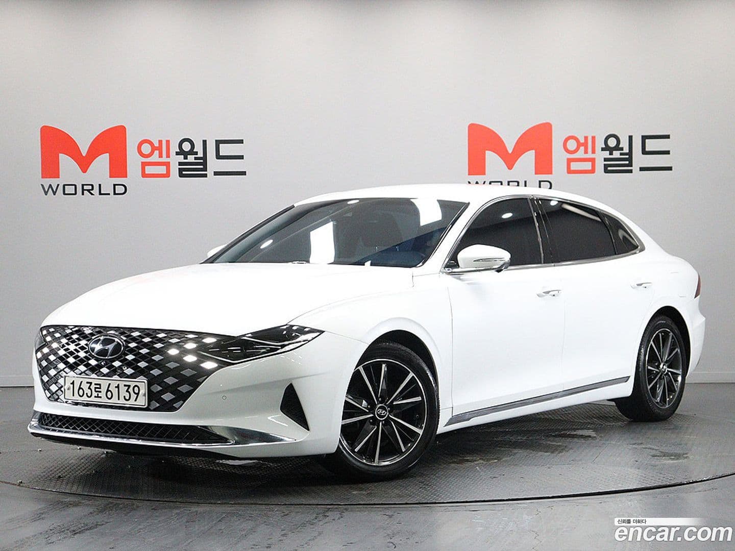Main__Slider__Photo:Grandeur Hyundai 2021.3-0