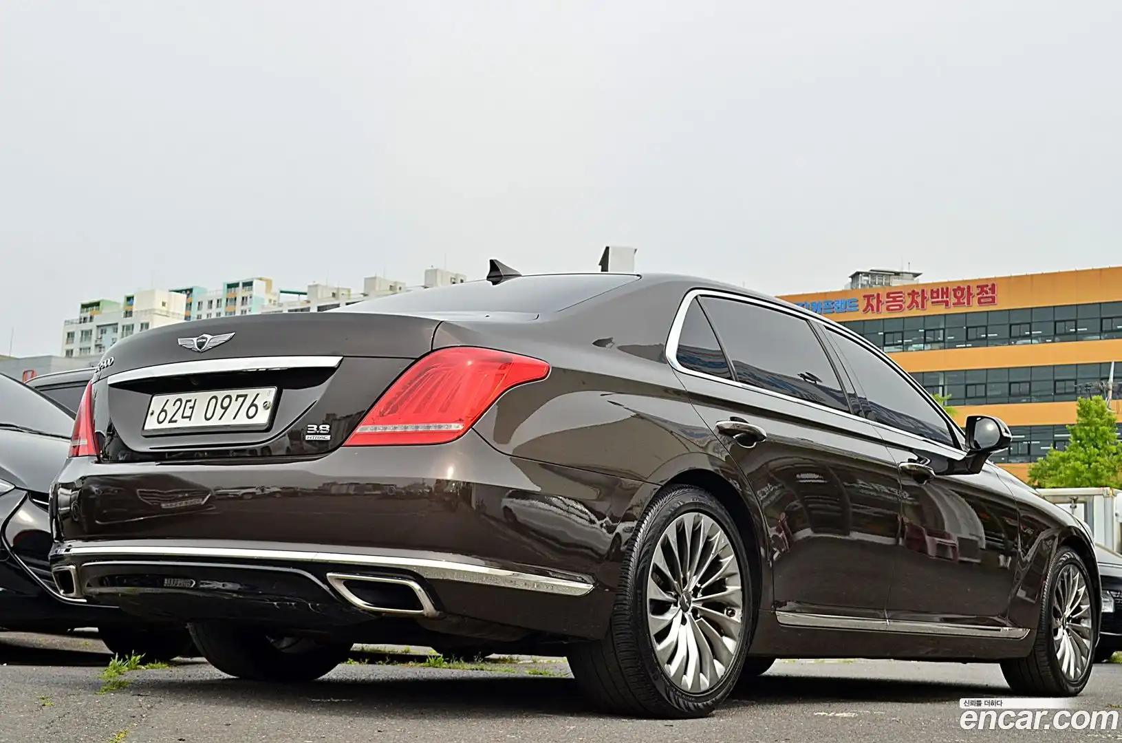EQ900 Genesis 2015.11-OUTER-004