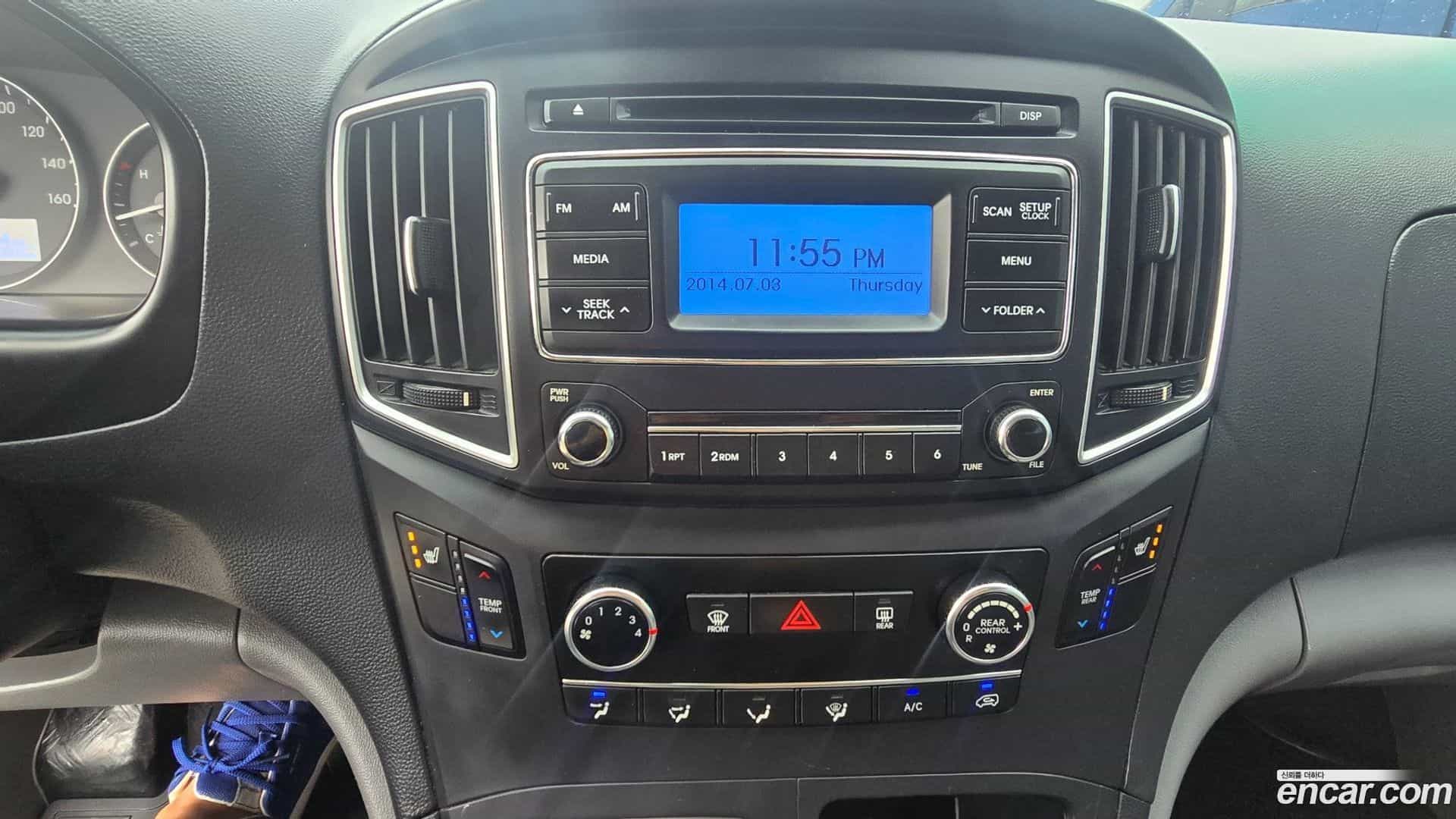 Starex Hyundai 2018.10-INNER-010