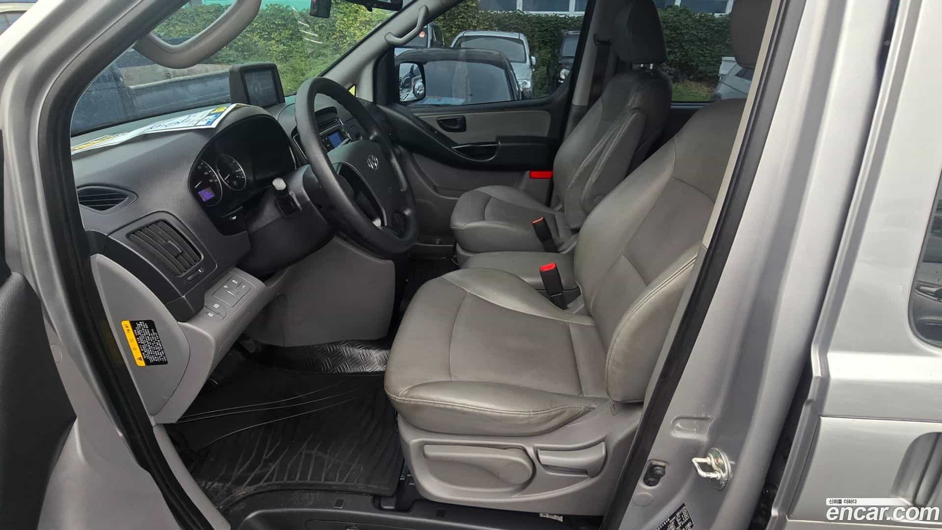 Starex Hyundai 2018.10-OPTION-017