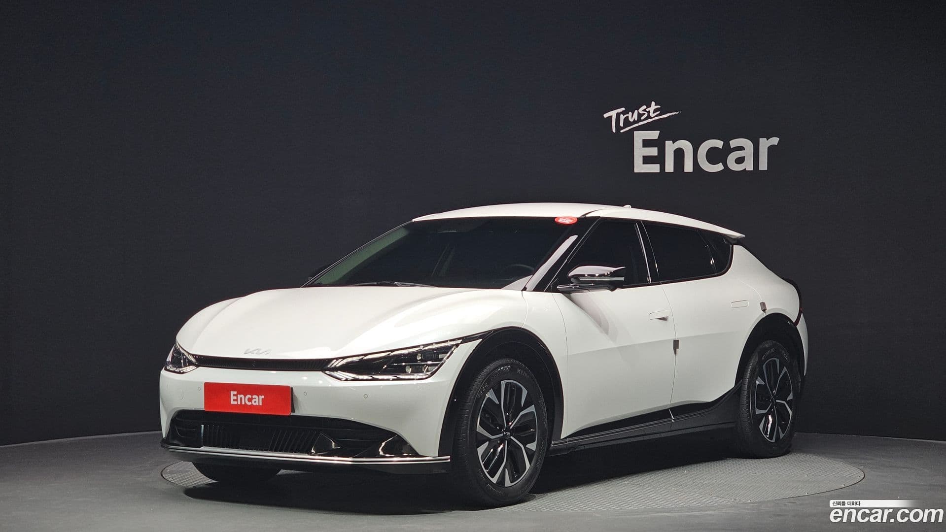 Main__Slider__Photo:EV6 Kia 2023.3-0