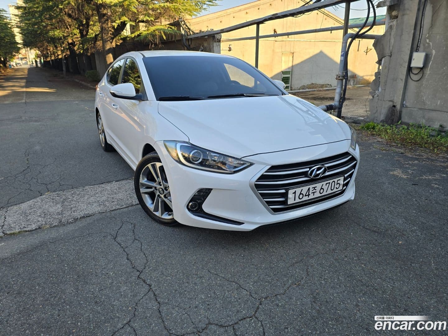 Main__Slider__Photo:AVANTE Hyundai 2017.10-0