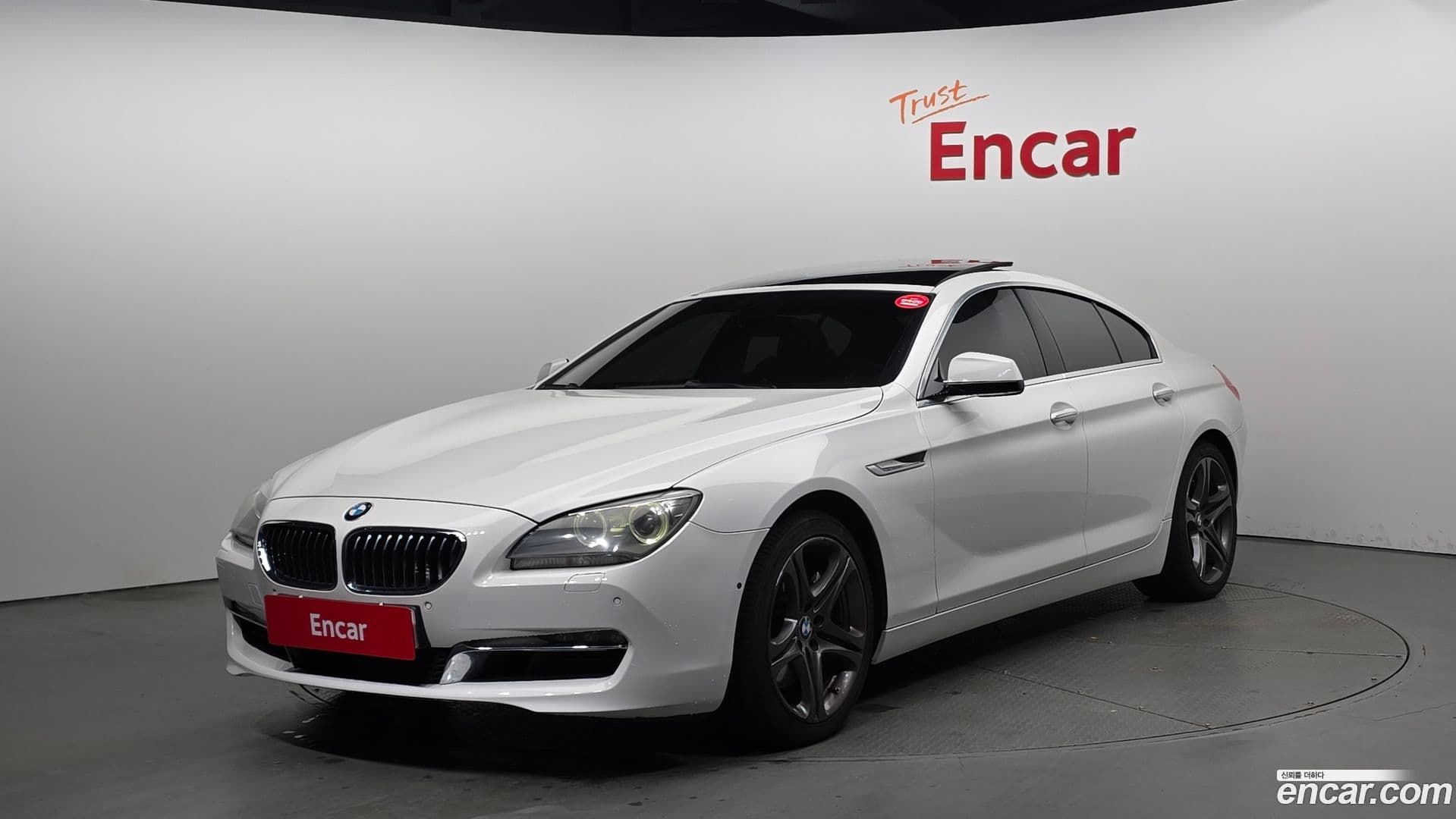 Main__Slider__Photo:6-Series BMW 2013.9-0