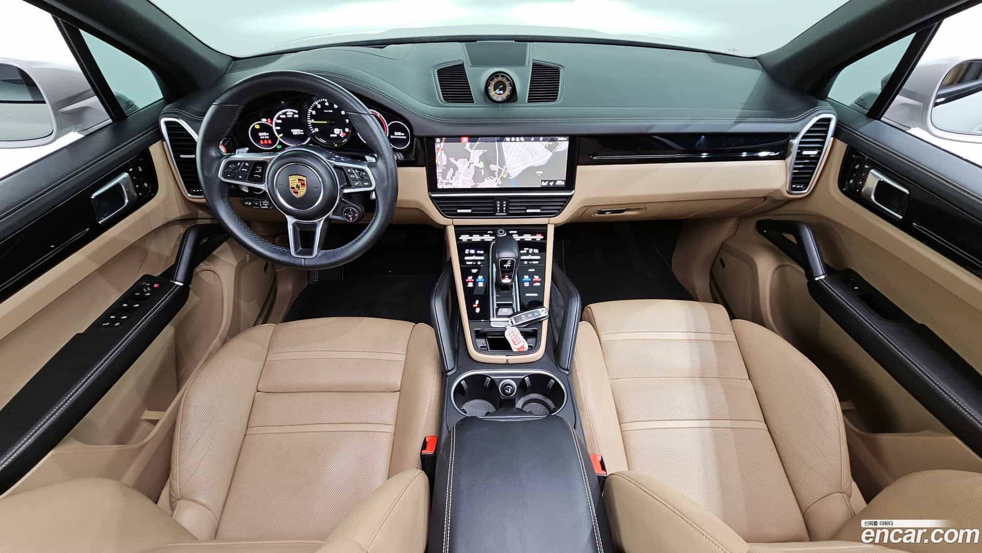 Cayenne Porsche 2021.1-INNER-007