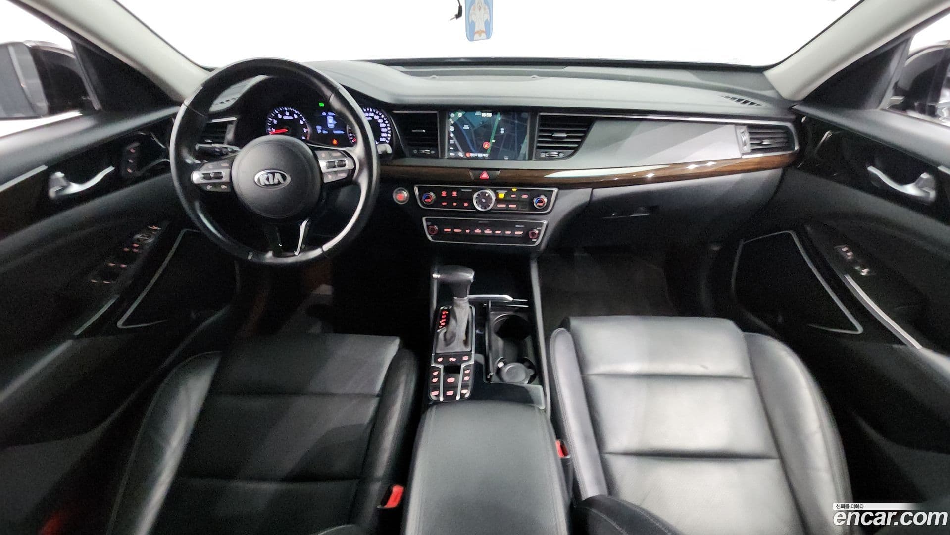 Main__Slider__Photo:K7 Kia 2019.1-6