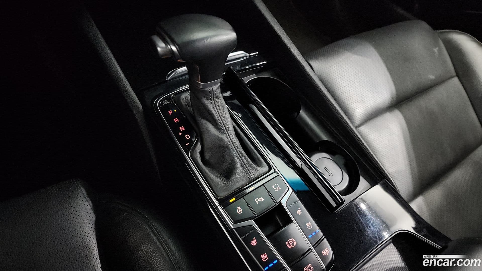 Main__Slider__Photo:K7 Kia 2019.1-8