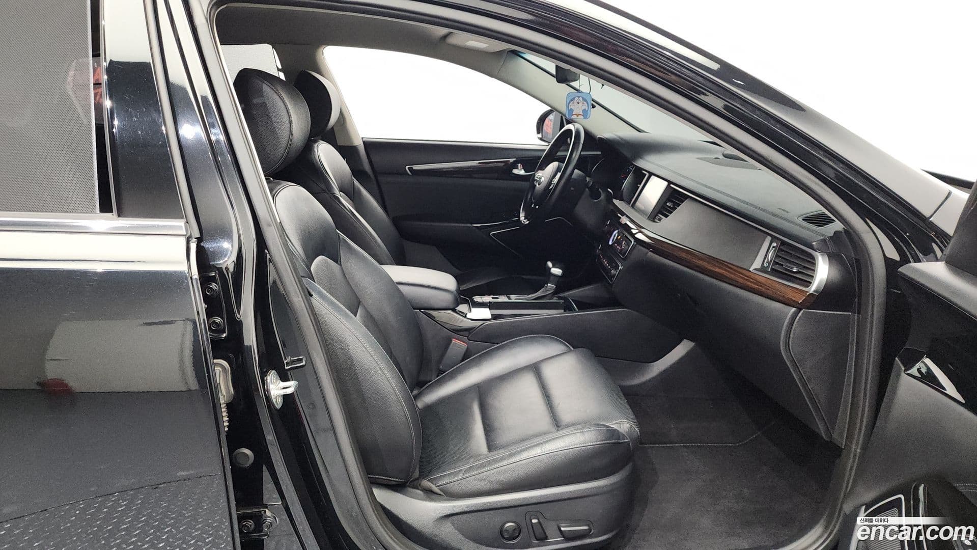 Main__Slider__Photo:K7 Kia 2019.1-10