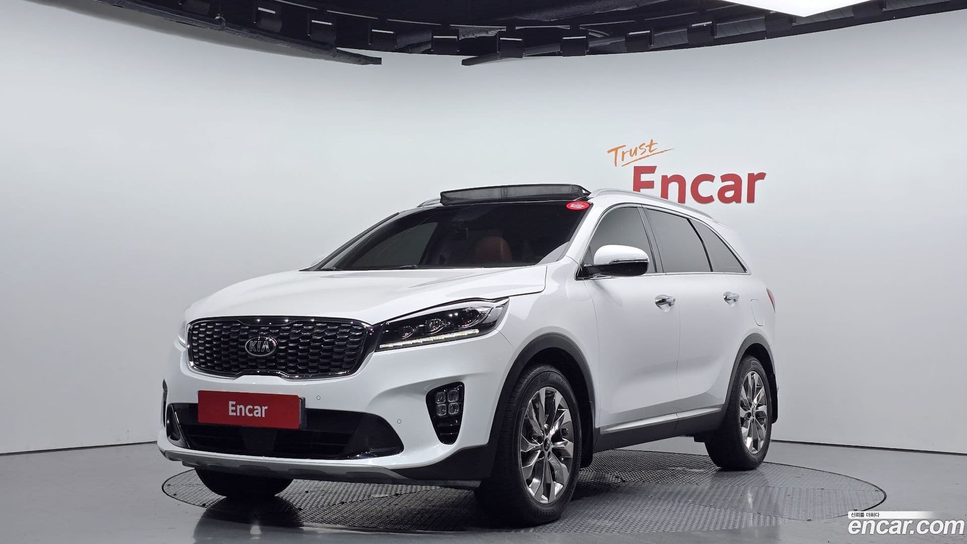 Main__Slider__Photo:Sorento Kia 2018.4-0
