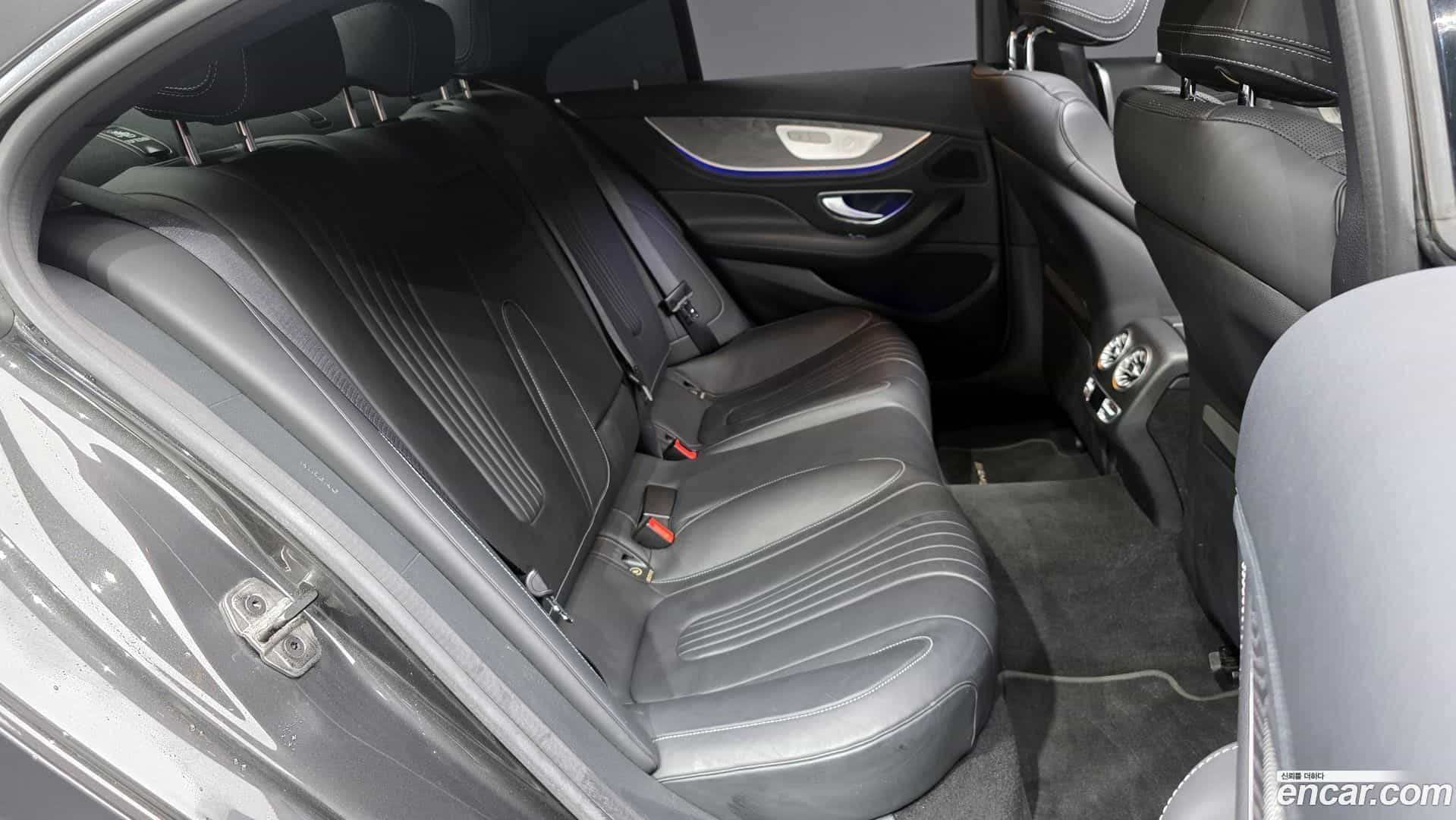 CLS-Class Mercedes-Benz 2020.3-OPTION-016