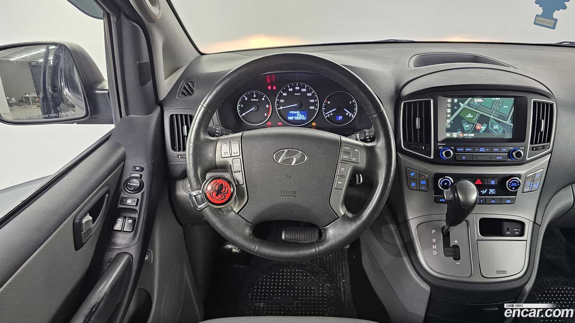 Starex Hyundai 2019.2-OPTION-016