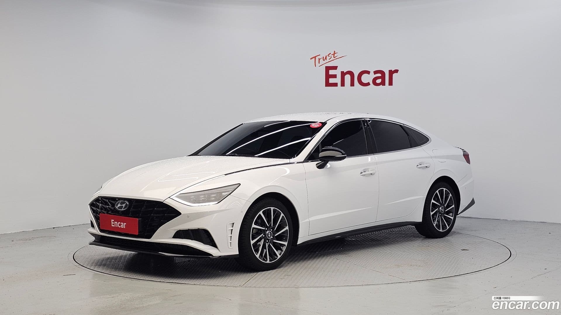 Main__Slider__Photo:Sonata Hyundai 2022.8-0