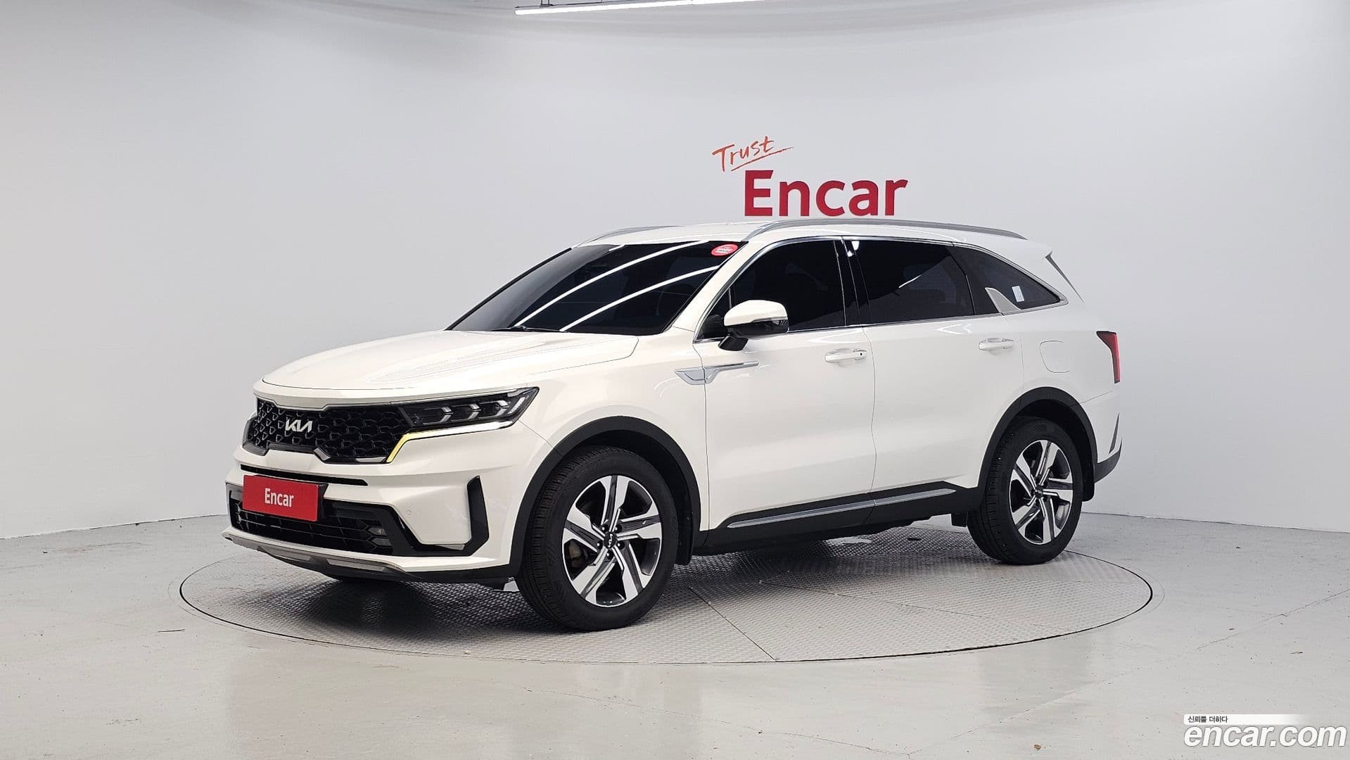 Main__Slider__Photo:Sorento Kia 2022.2-0
