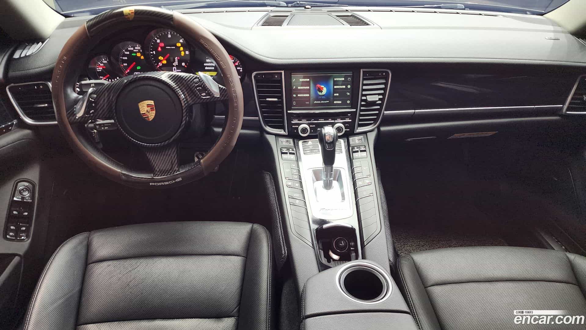 Panamera Porsche 2014.7-INNER-007