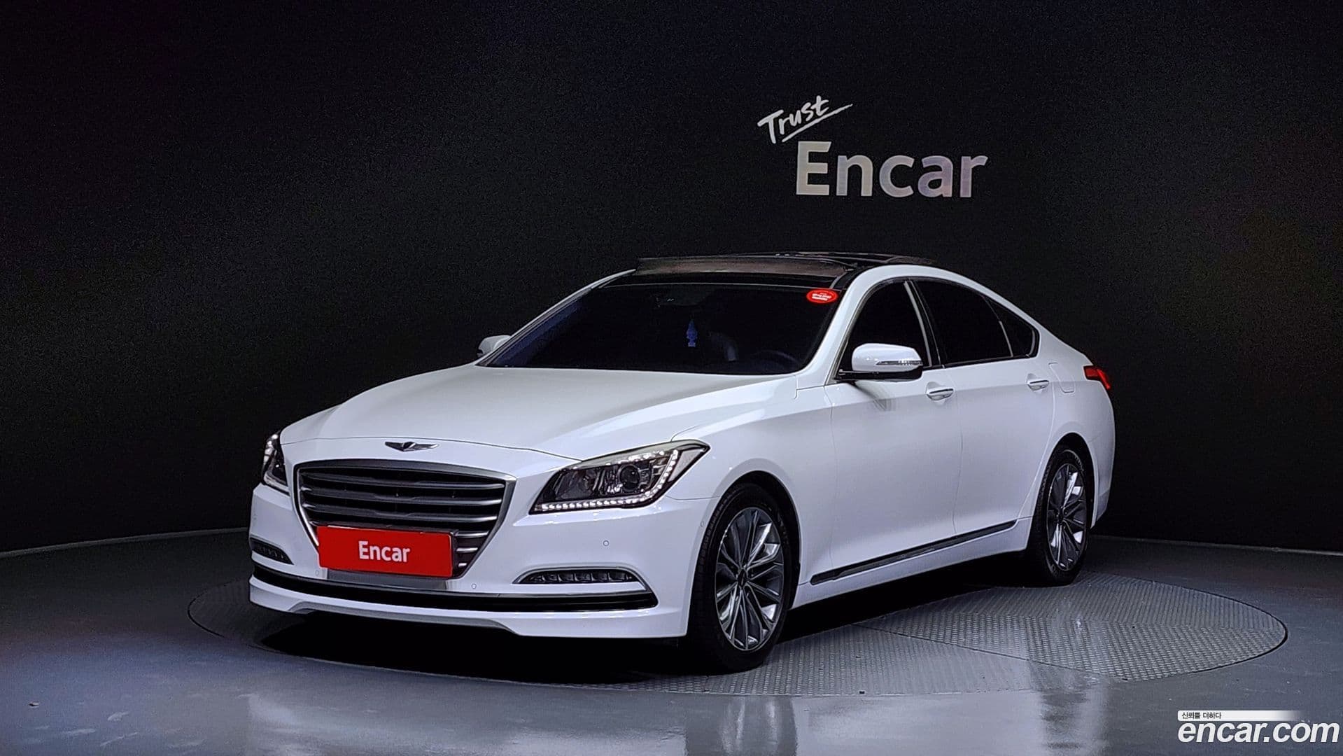 Main__Slider__Photo:Genesis Hyundai 2015.6-0