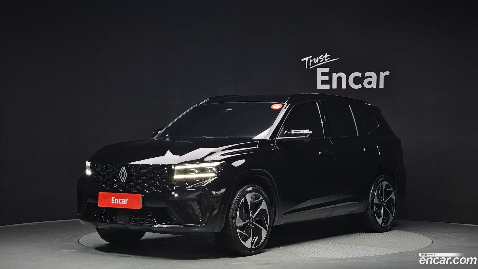 Main__Slider__Photo:Grand Koleos Renault Korea 2025.3-0