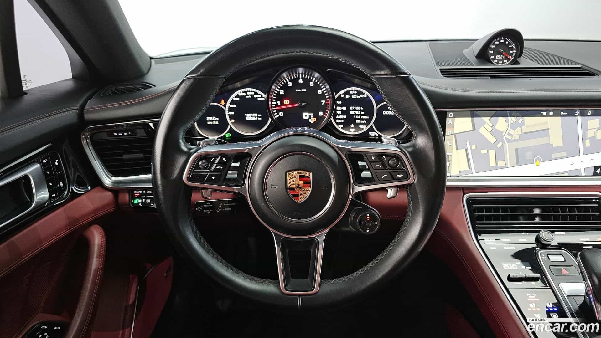 Panamera Porsche 2017.9-OPTION-017