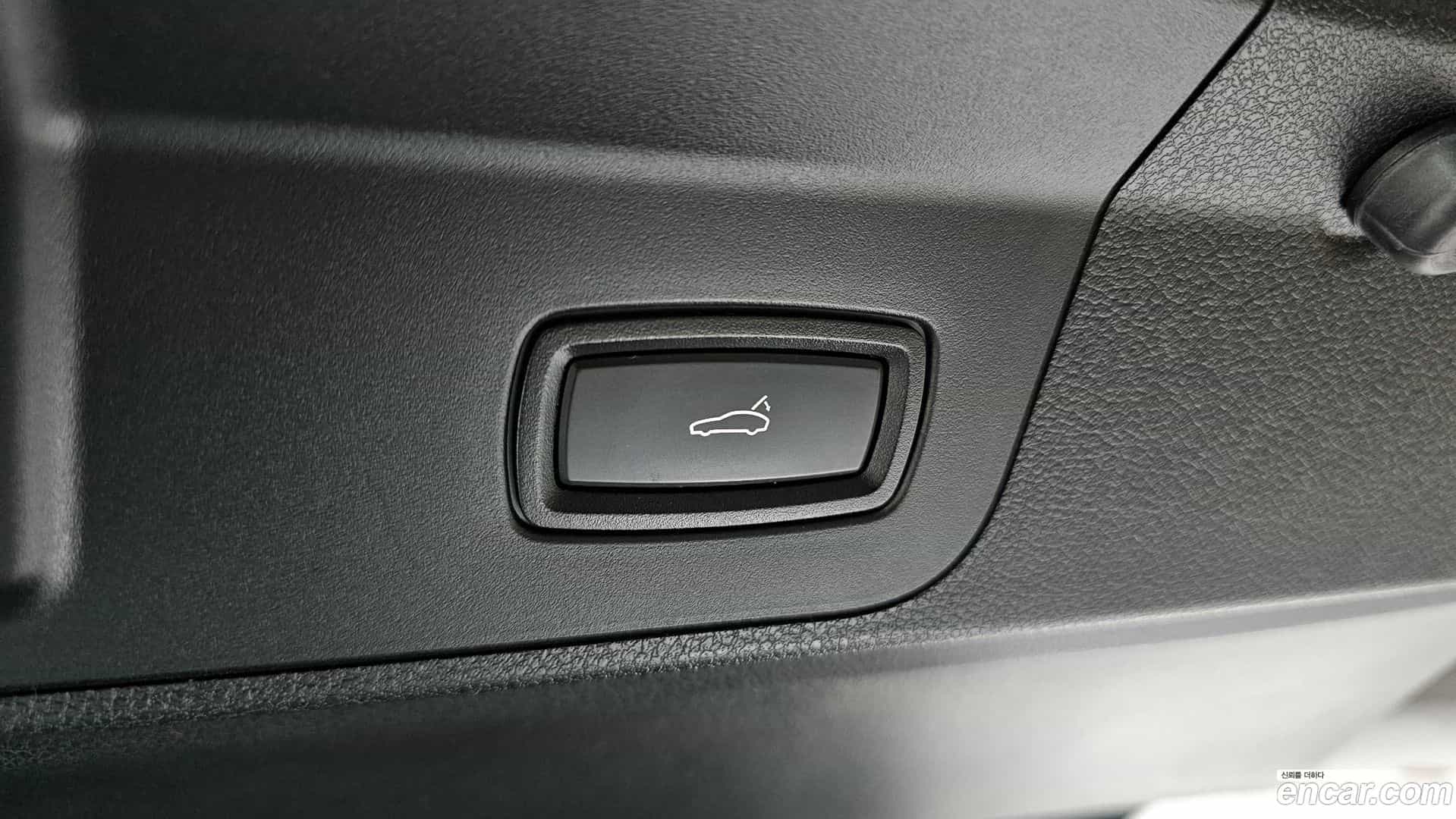 Panamera Porsche 2017.9-OPTION-022