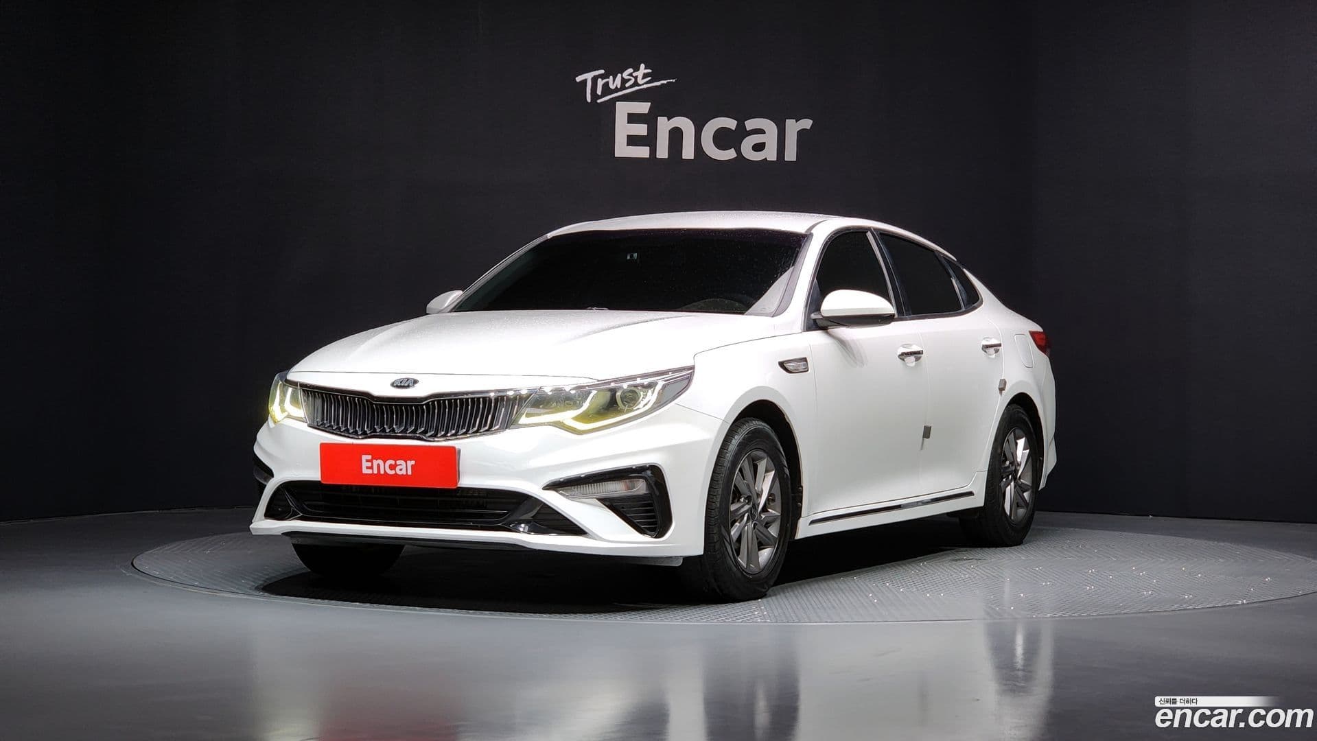 Main__Slider__Photo:K5 Kia 2018.8-0