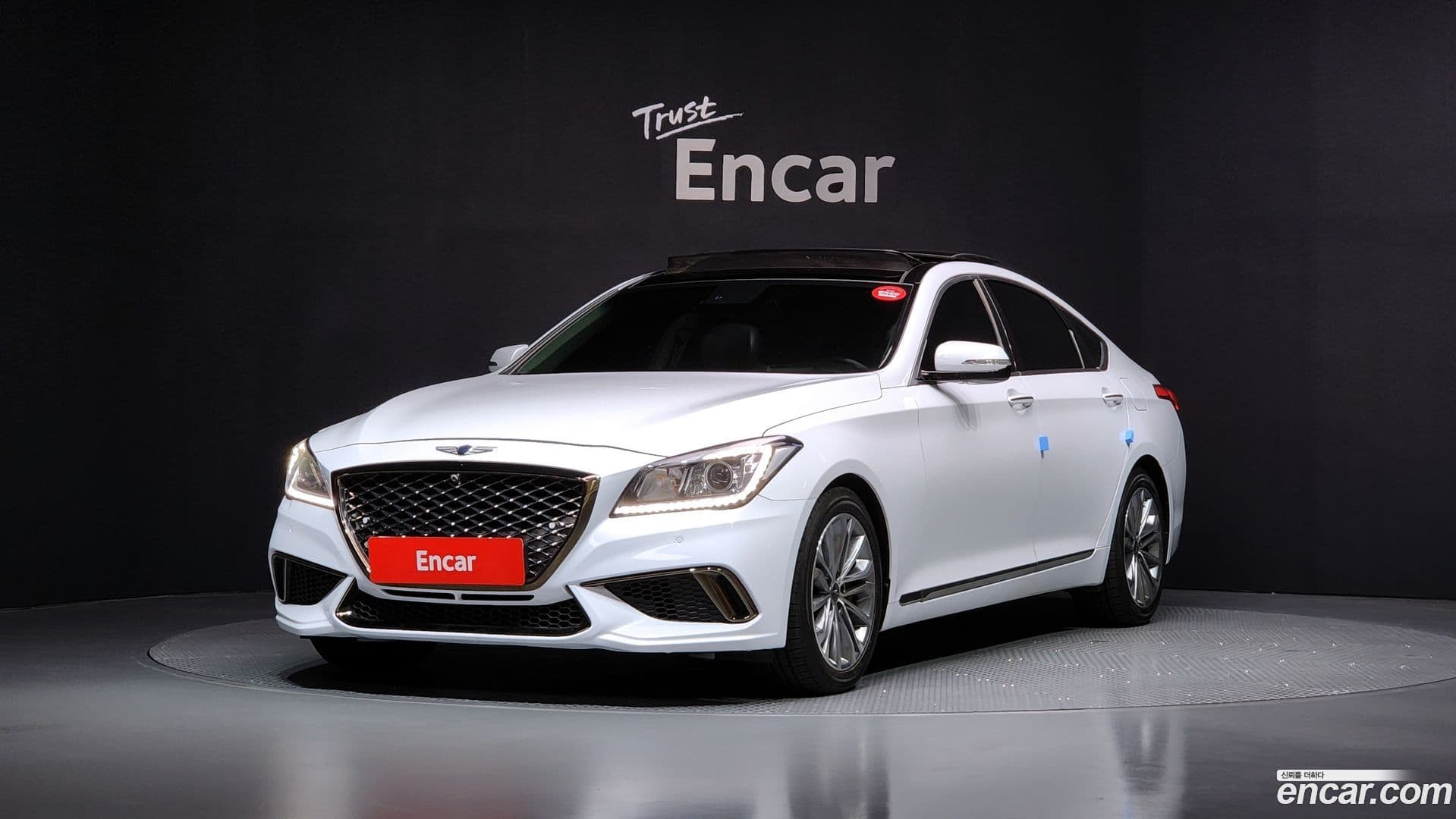 Main__Slider__Photo:Genesis Hyundai 2015.2-0