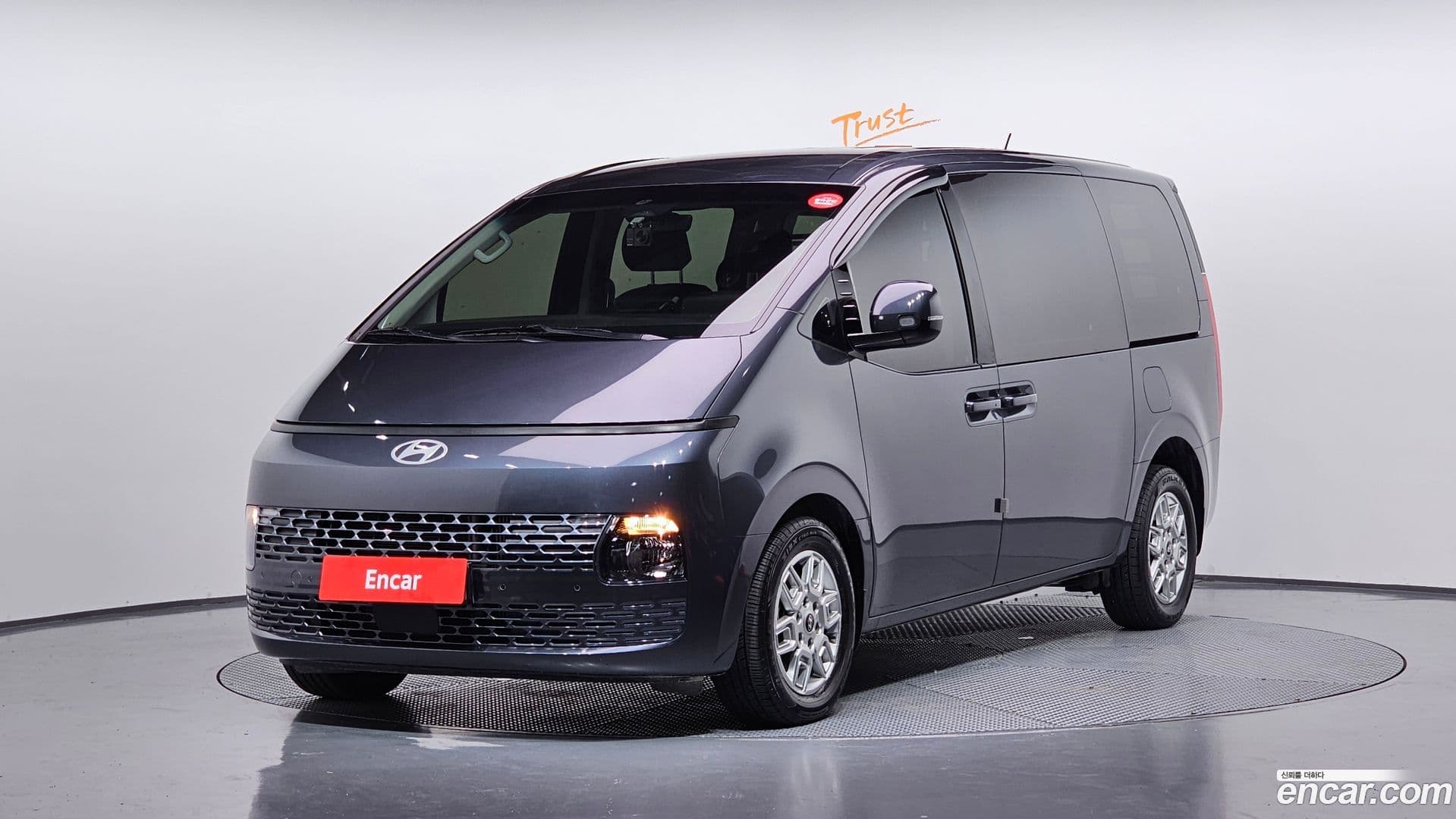 Main__Slider__Photo:Staria Hyundai 2024.3-0