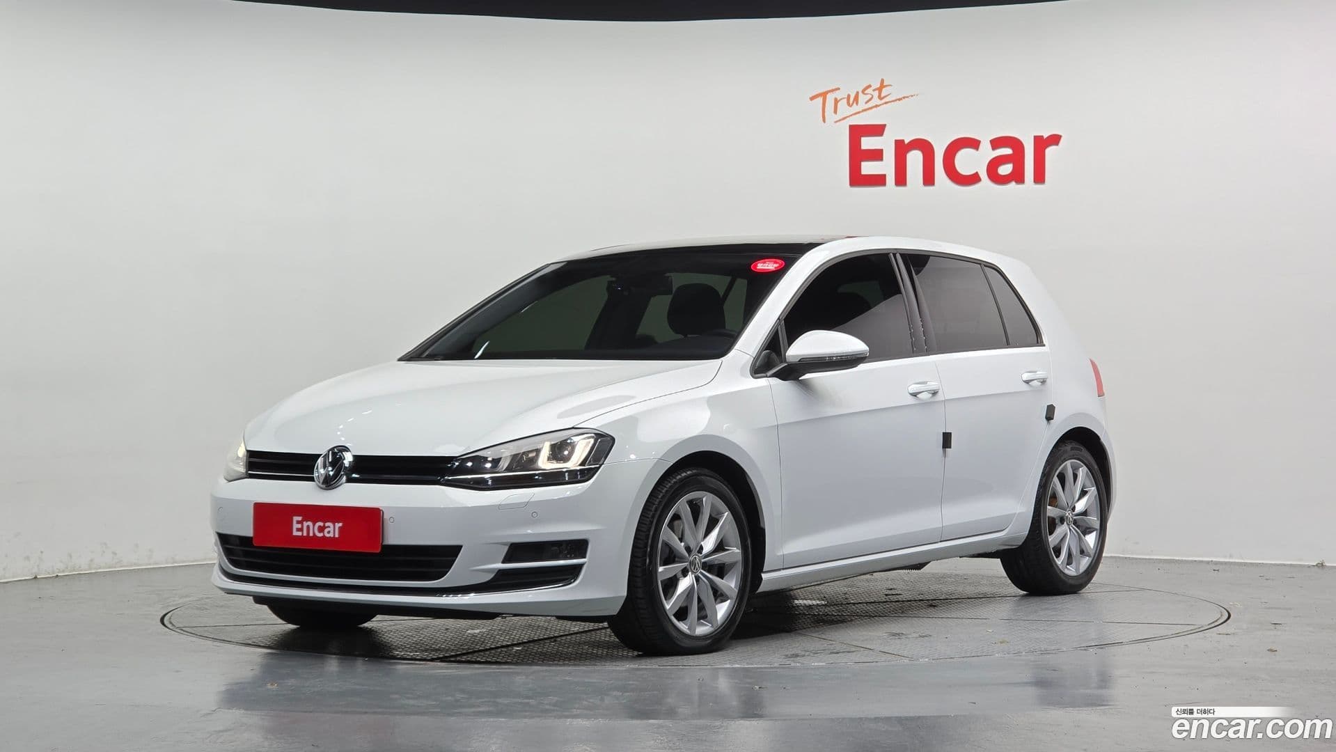 Main__Slider__Photo:Golf Volkswagen 2016.1-0