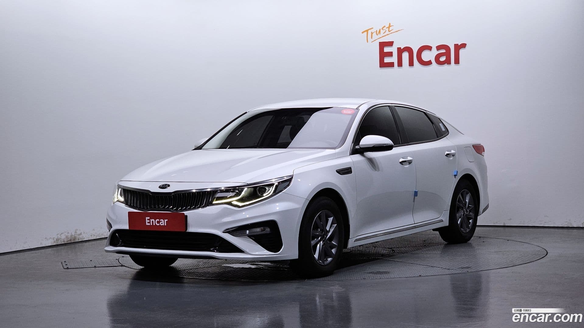 Main__Slider__Photo:K5 Kia 2018.3-0