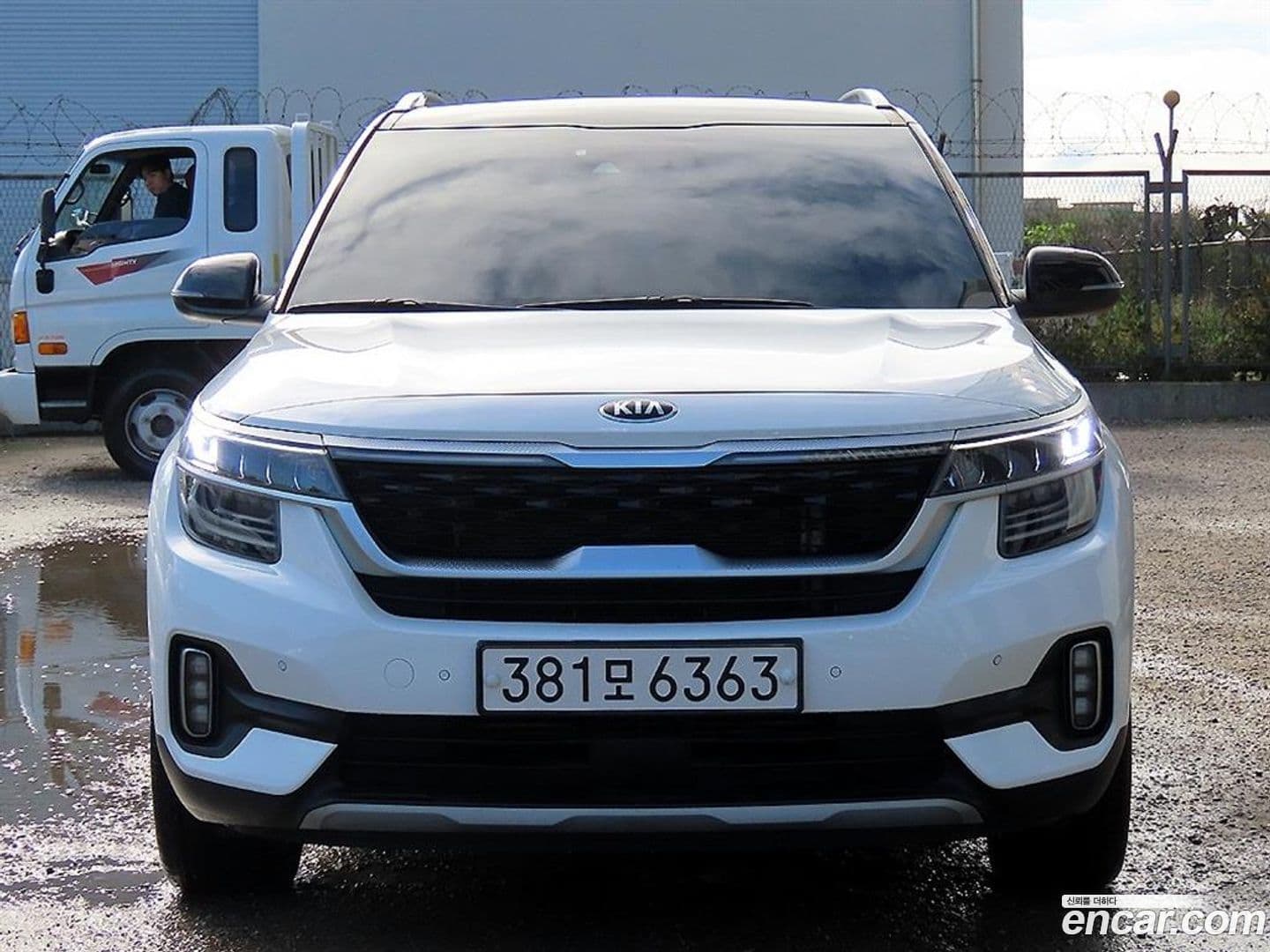 Main__Slider__Photo:Seltos Kia 2021.1-0