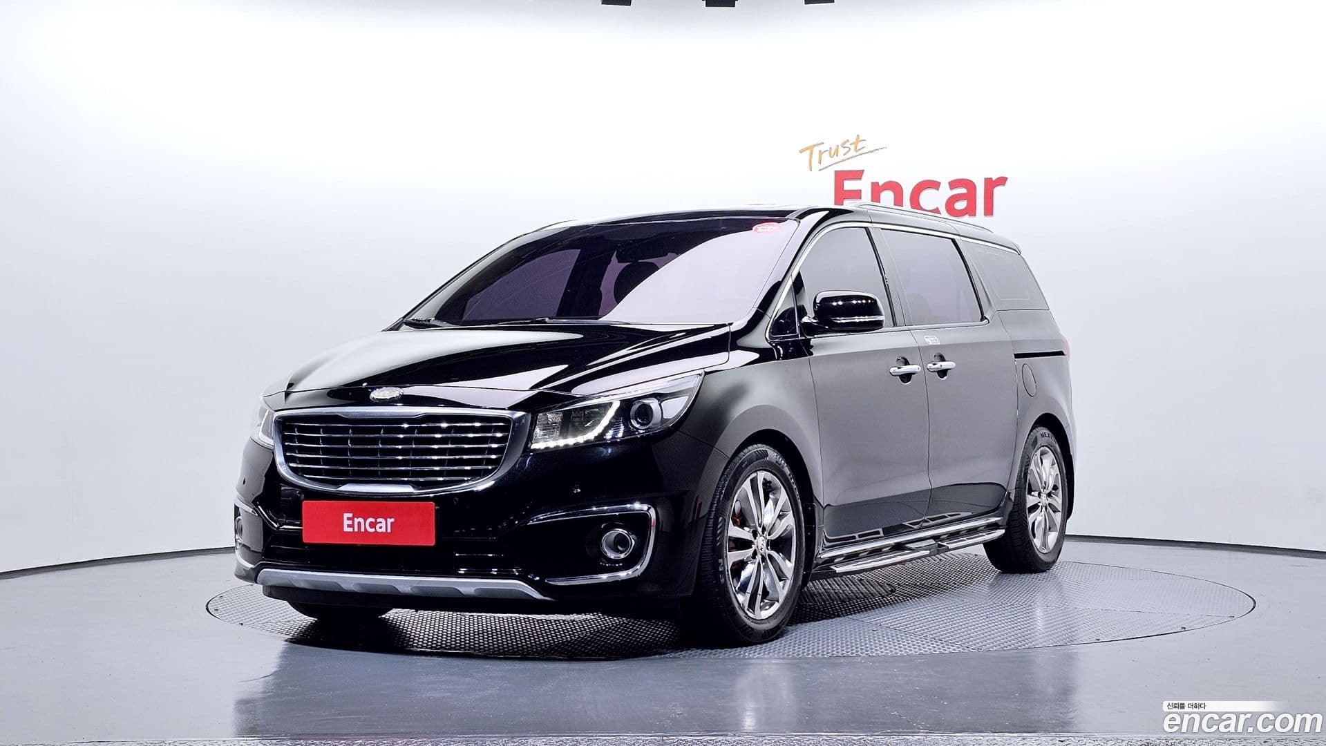 Main__Slider__Photo:Canival Kia 2017.3-0