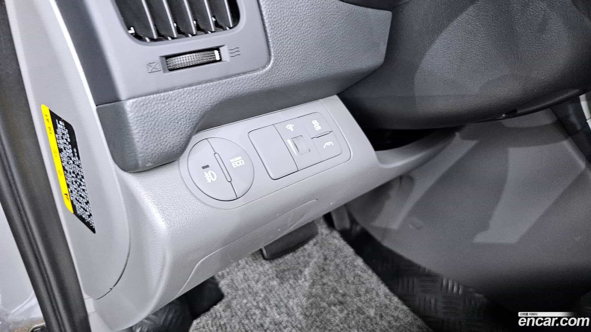 Starex Hyundai 2018.3-OPTION-020