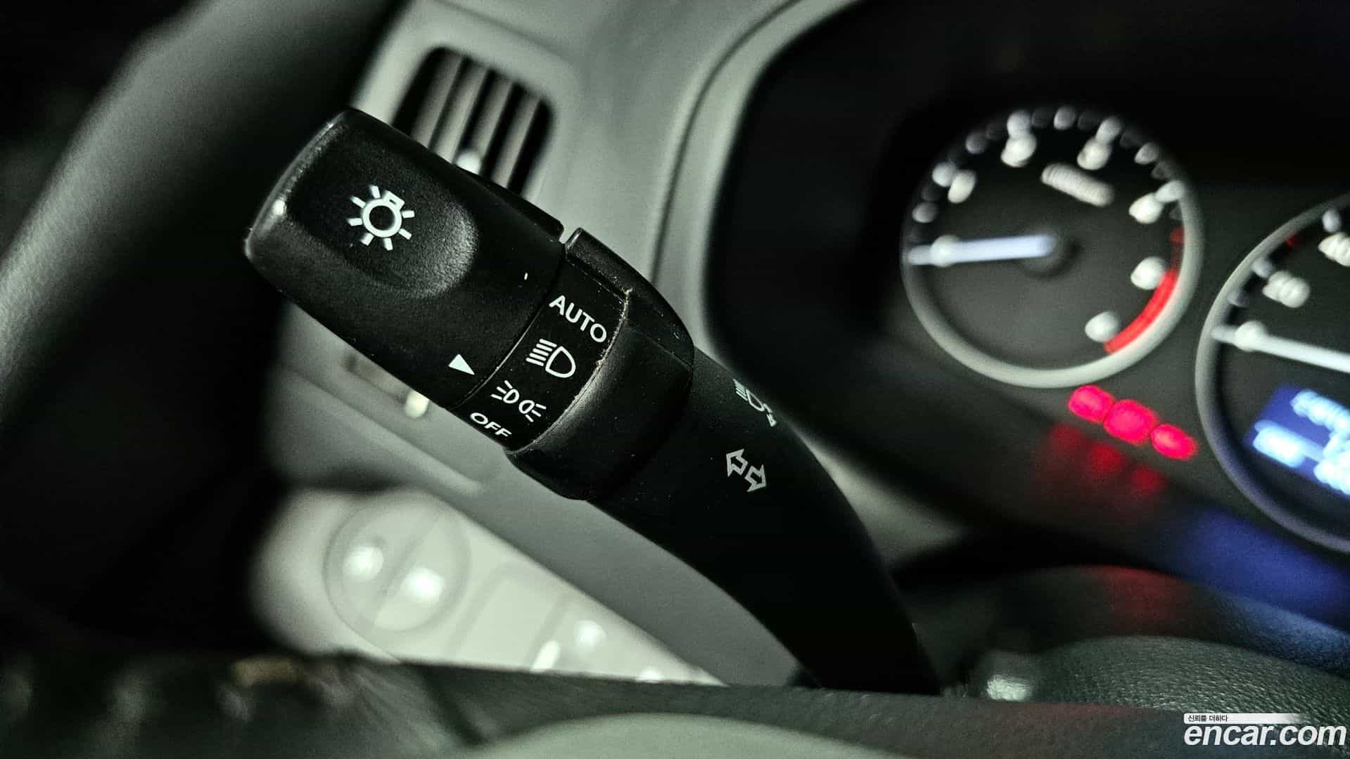 Starex Hyundai 2018.3-OPTION-021