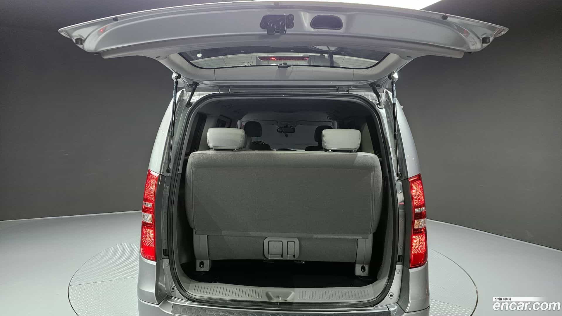 Starex Hyundai 2018.3-OPTION-024