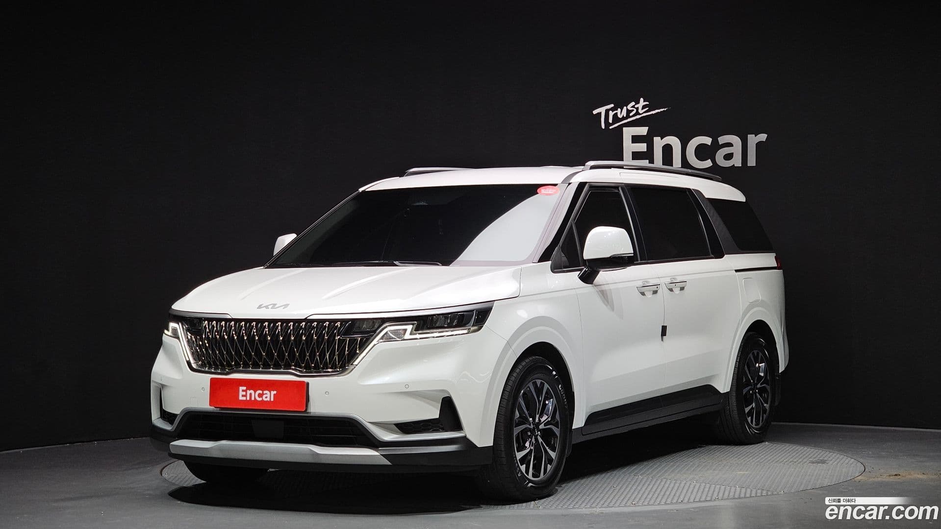 Main__Slider__Photo:Canival Kia 2022.10-0