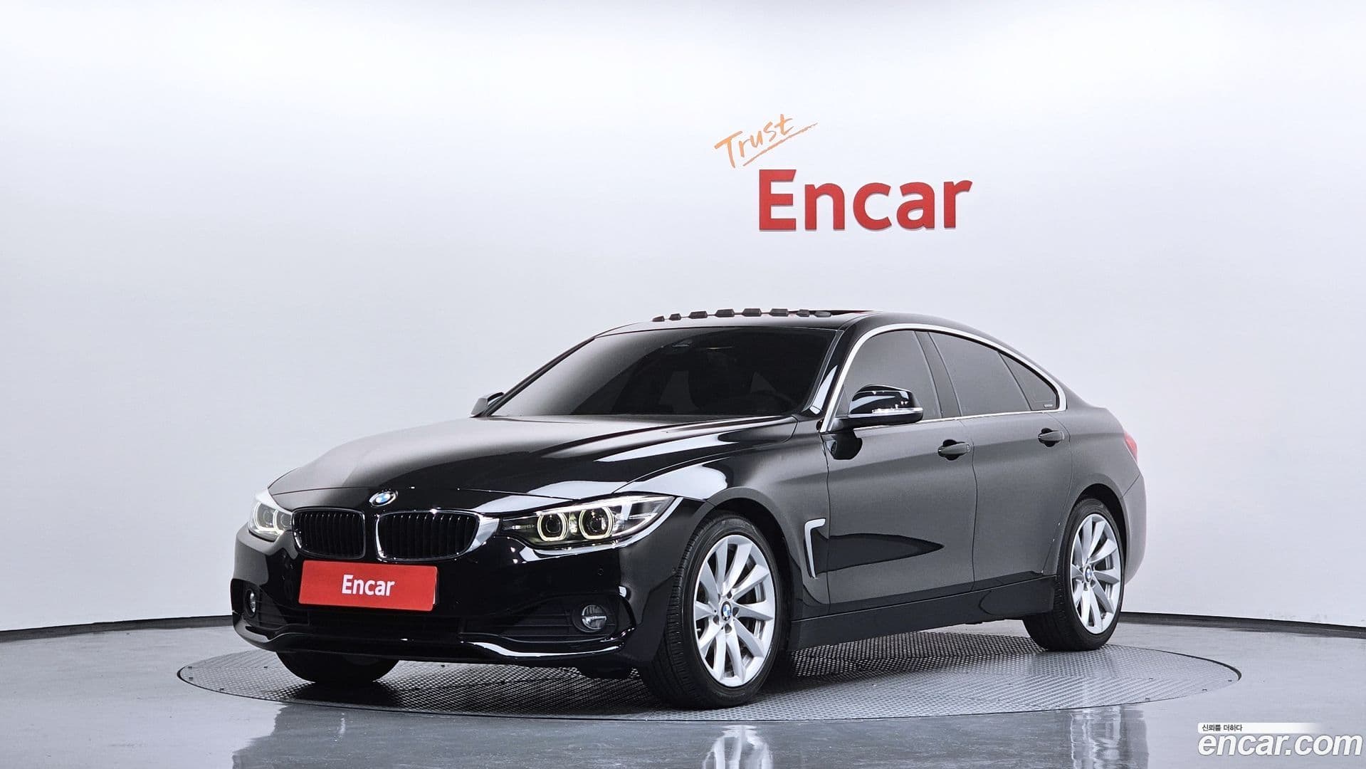 Main__Slider__Photo:4-Series BMW 2019.10-0