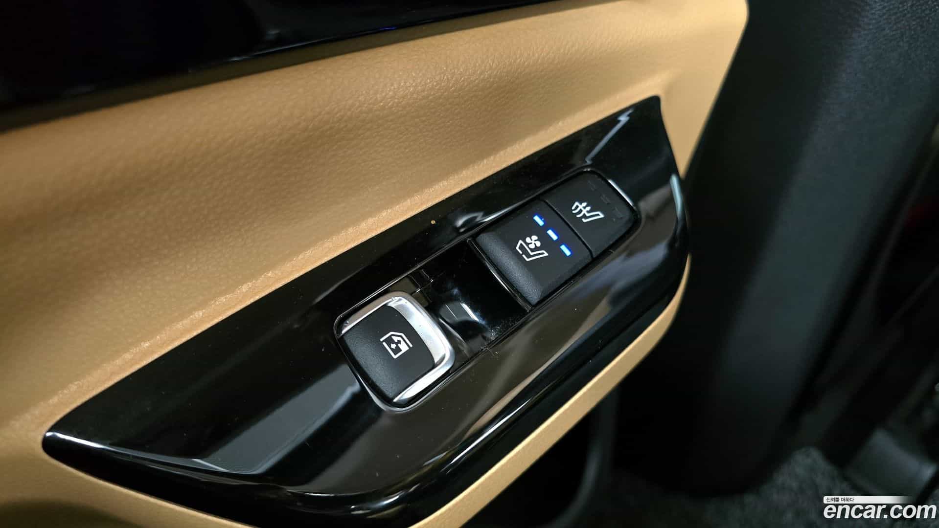 Canival Kia 2022.6-OPTION-023