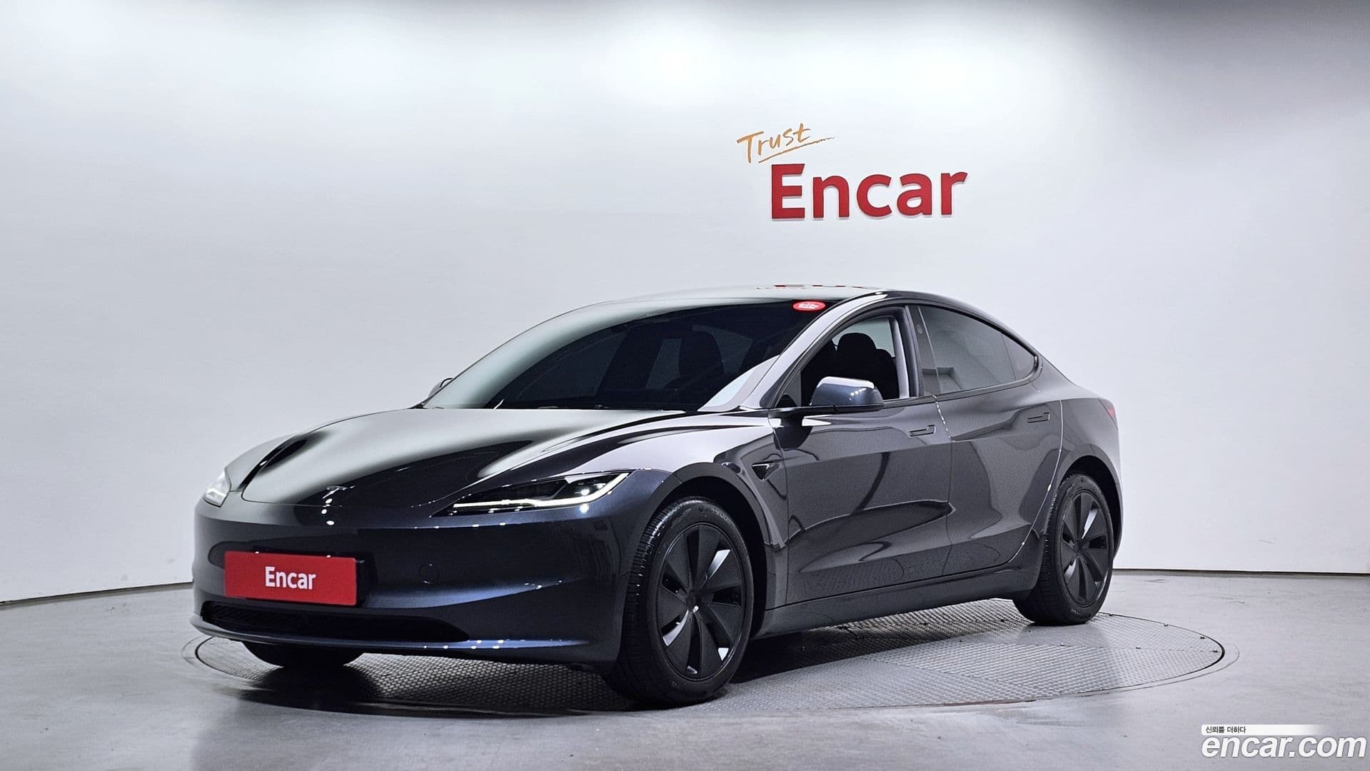 Main__Slider__Photo:Model 3 Tesla 2025.2-0