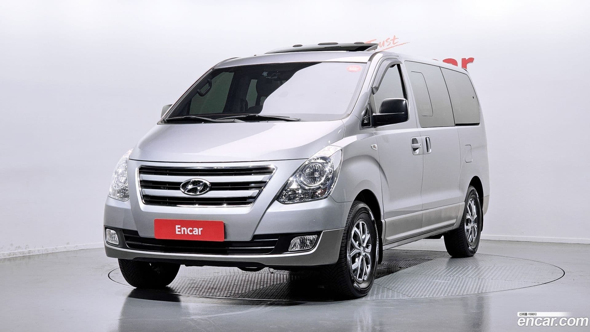 Main__Slider__Photo:Starex Hyundai 2016.4-0
