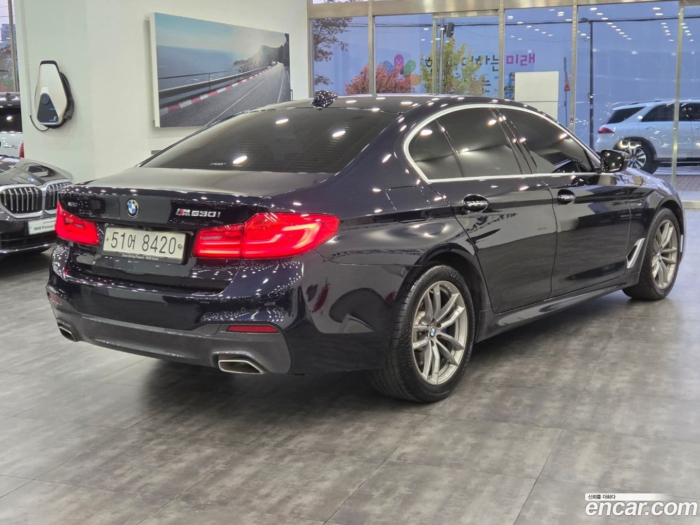 Main__Slider__Photo:5-Series BMW 2018.2-0