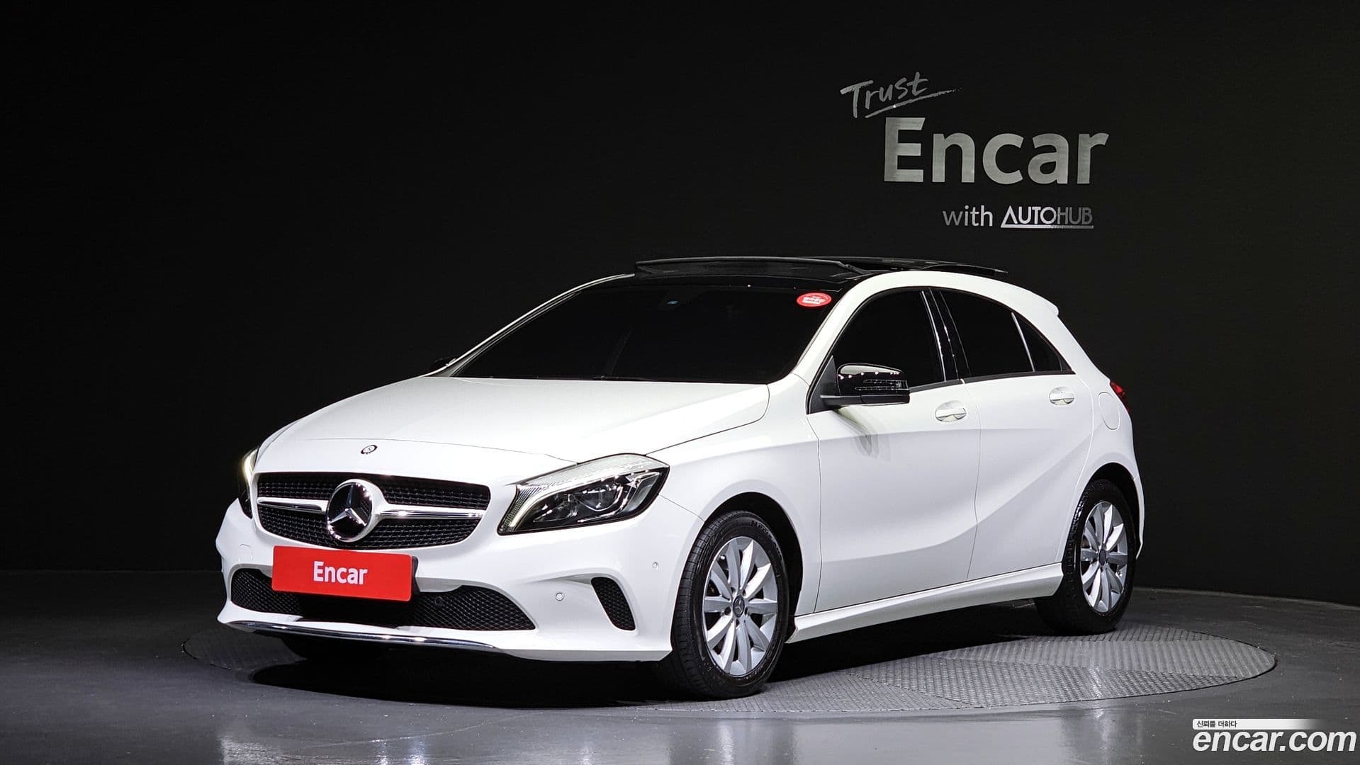 Main__Slider__Photo:A-Class Mercedes-Benz 2016.10-0