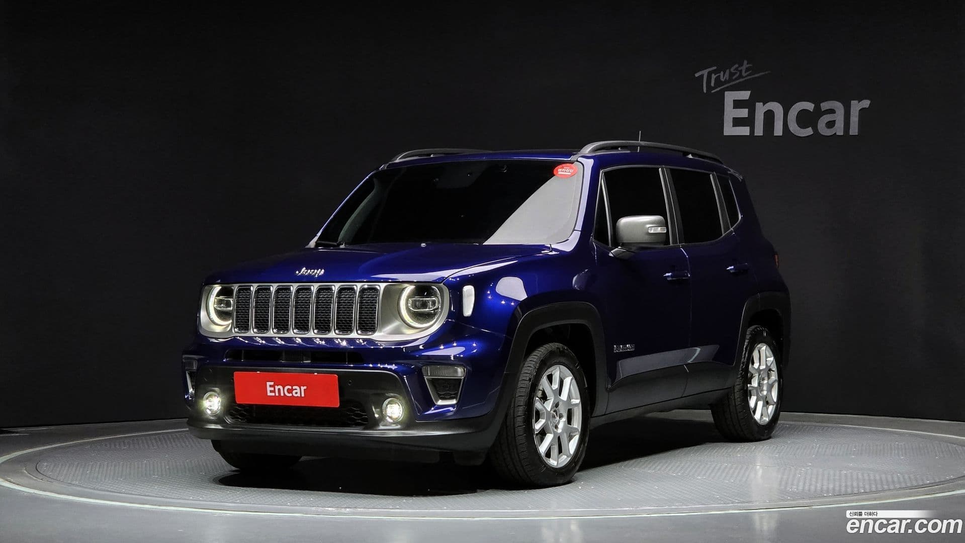 Main__Slider__Photo:Renegade Jeep 2021.11-0