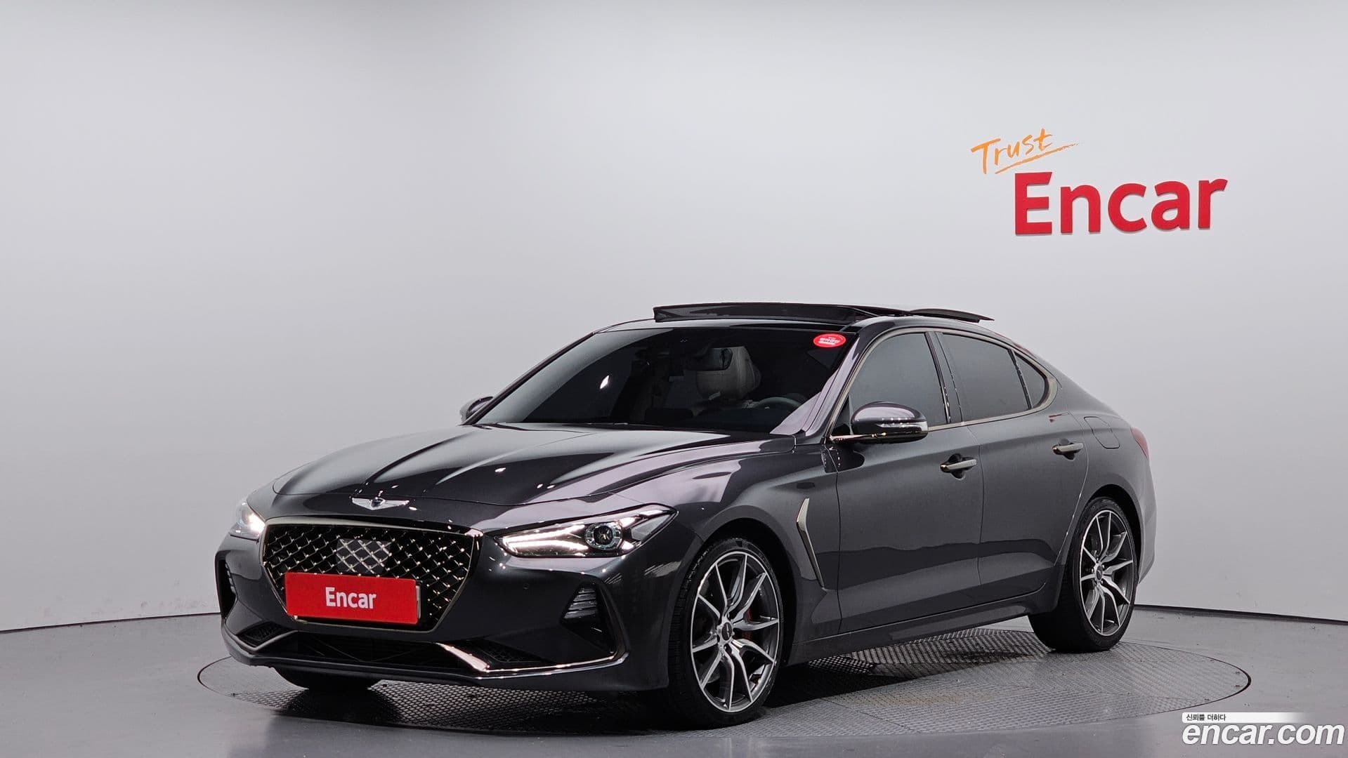 Main__Slider__Photo:G70 Genesis 2019.6-0