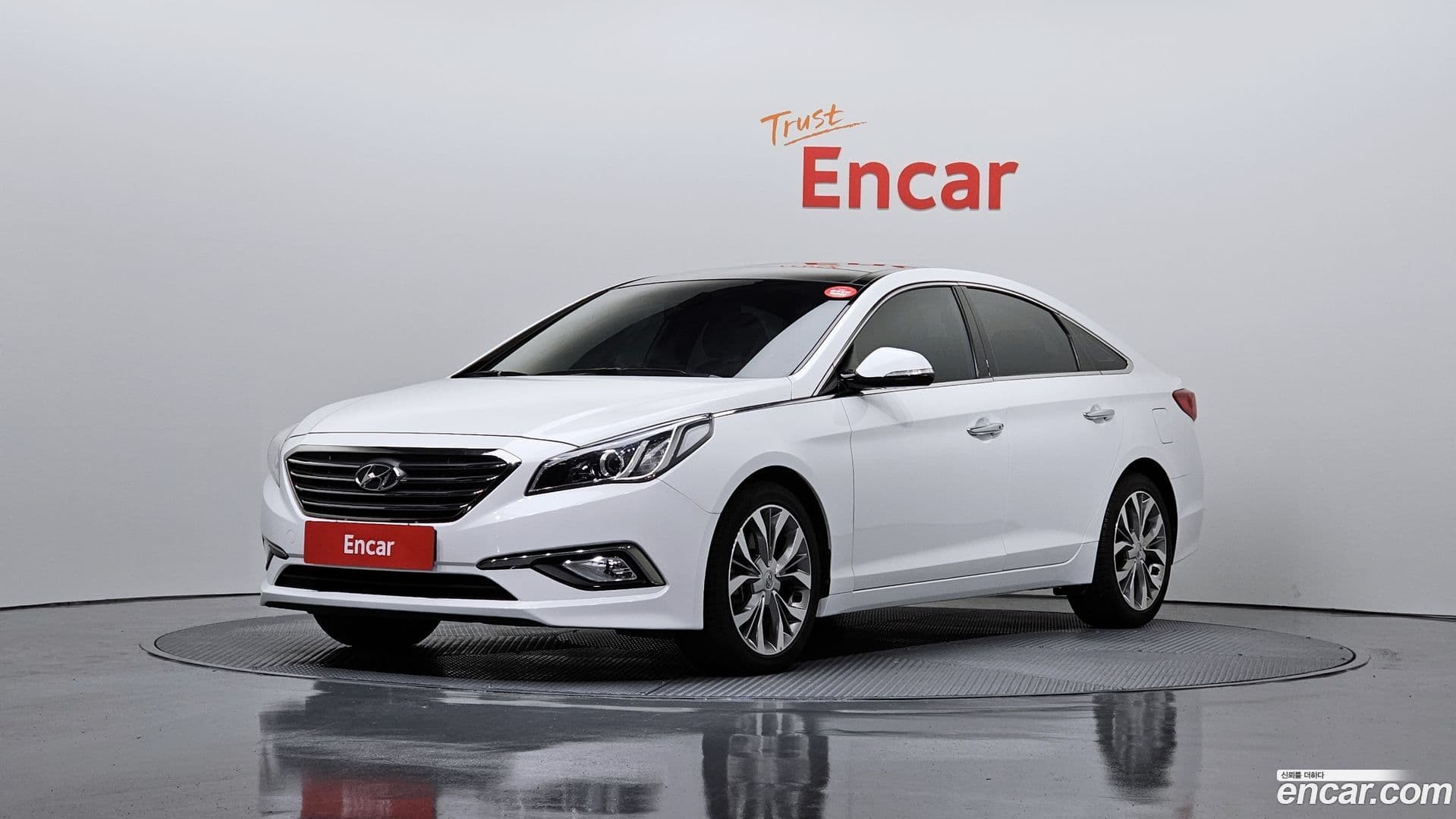 Main__Slider__Photo:Sonata Hyundai 2017.0-0