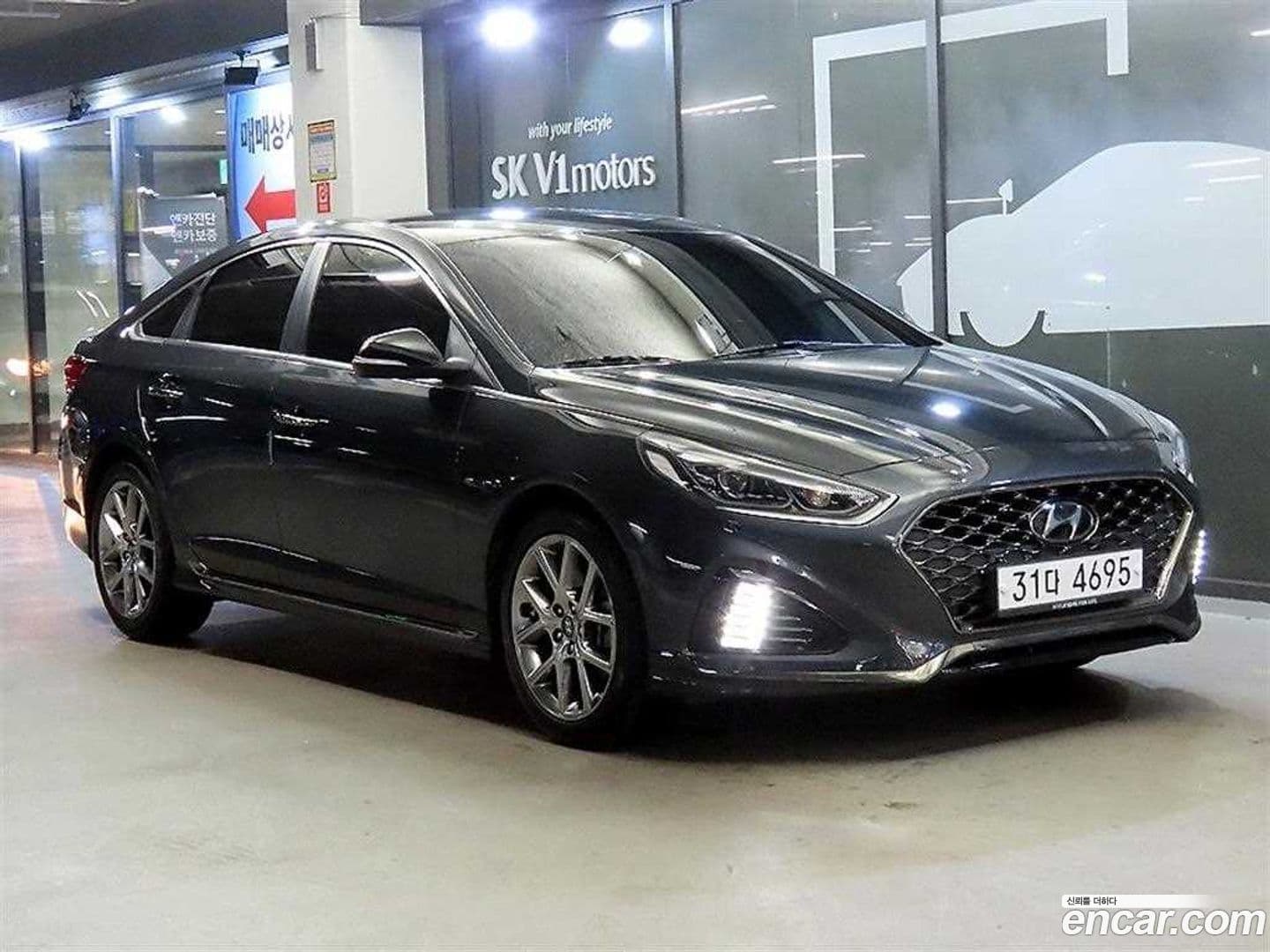 Main__Slider__Photo:Sonata Hyundai 2018.1-0