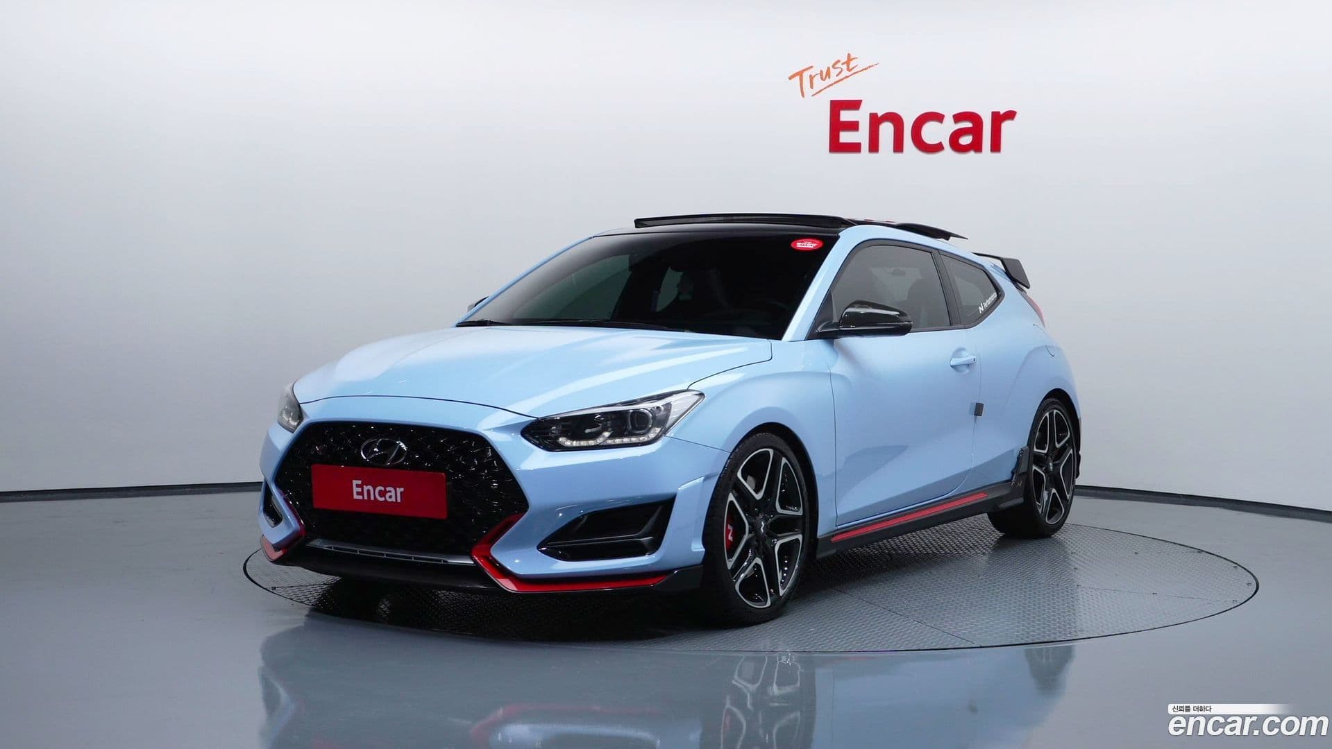 Main__Slider__Photo:Veloster Hyundai 2021.2-0
