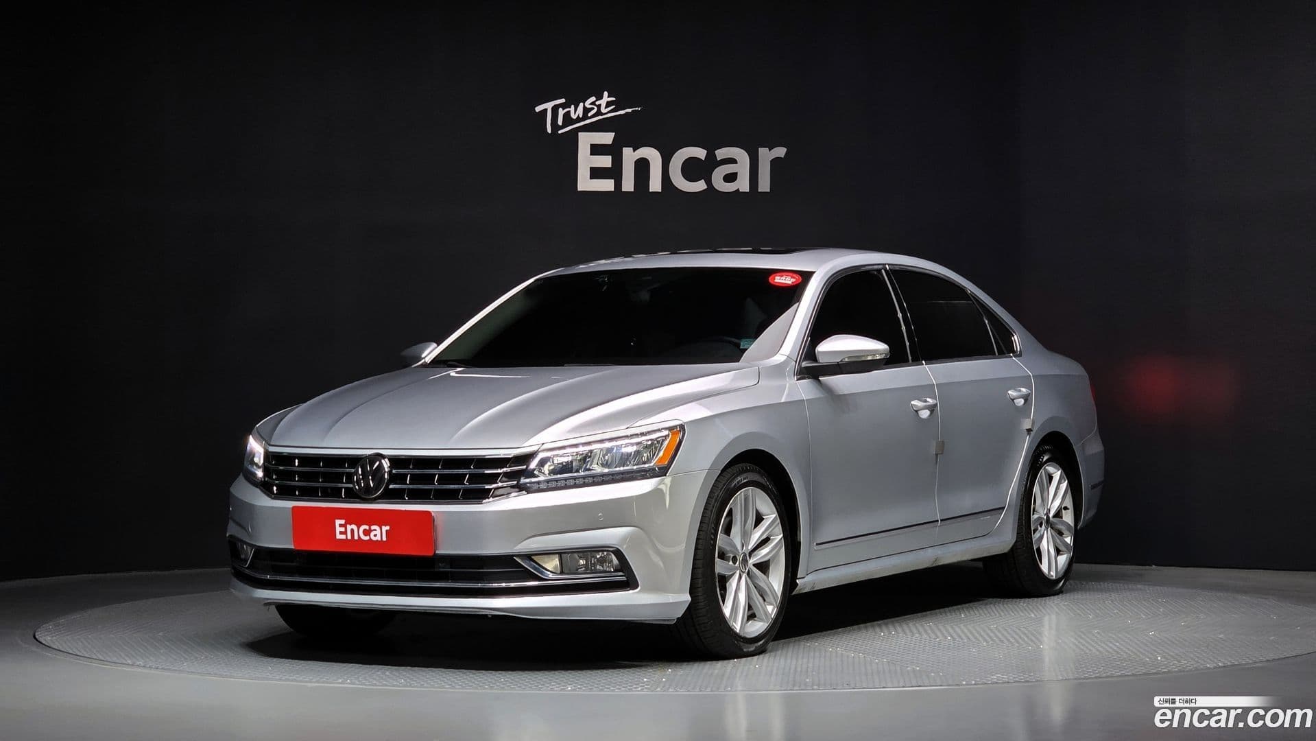 Main__Slider__Photo:Passat Volkswagen 2018.8-0